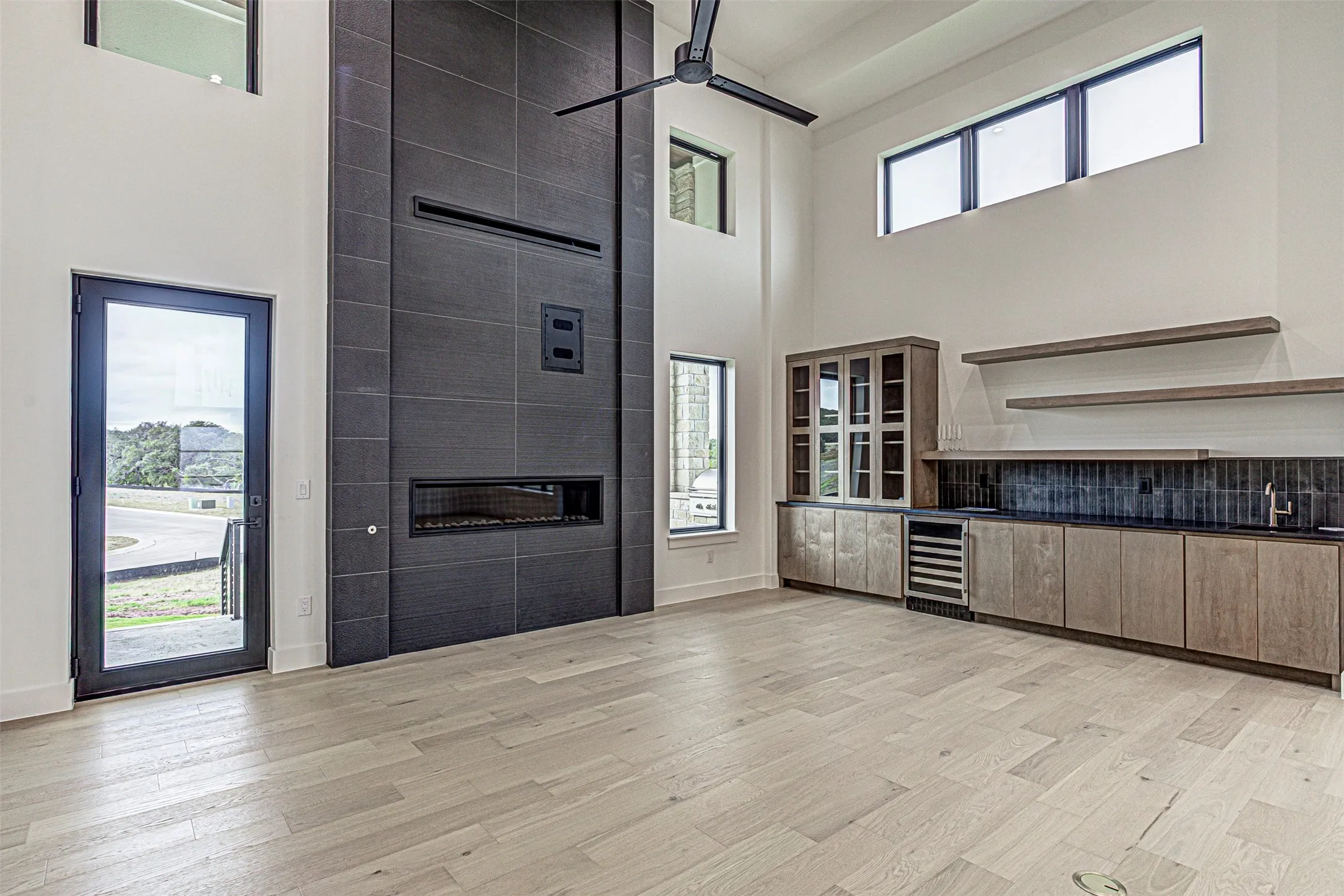 Single Family Residence For Sale in Llano County , 101 Manciano, Horseshoe Bay, Texas 78657, 3 Bedroom, 3 Bathroom, 2 Garage spaces, 2,198 Sqft, built in 2025, New Construction - Complete, mls#21102445, Real Estate Agent in Horseshoe Bay, Homes For Sale in Llano county, Homes For Sale in Horseshoe Bay, Realtor in Horseshoe Bay Texas, Real Estate Brokerage Independent Realty Texas, Luminita Cordes Realtor
