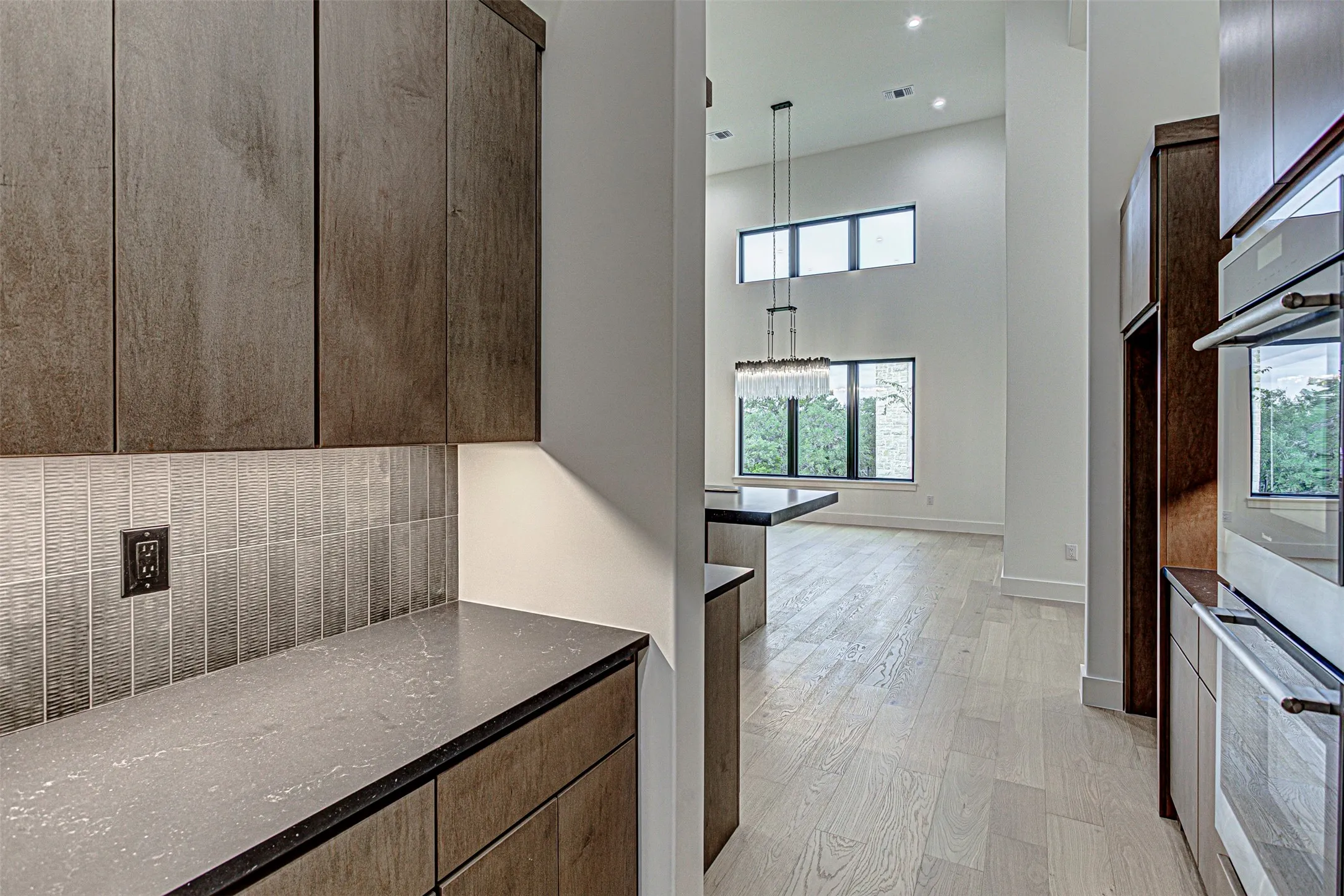 Single Family Residence For Sale in Llano County , 101 Manciano, Horseshoe Bay, Texas 78657, 3 Bedroom, 3 Bathroom, 2 Garage spaces, 2,198 Sqft, built in 2025, New Construction - Complete, mls#21102445, Real Estate Agent in Horseshoe Bay, Homes For Sale in Llano county, Homes For Sale in Horseshoe Bay, Realtor in Horseshoe Bay Texas, Real Estate Brokerage Independent Realty Texas, Luminita Cordes Realtor
