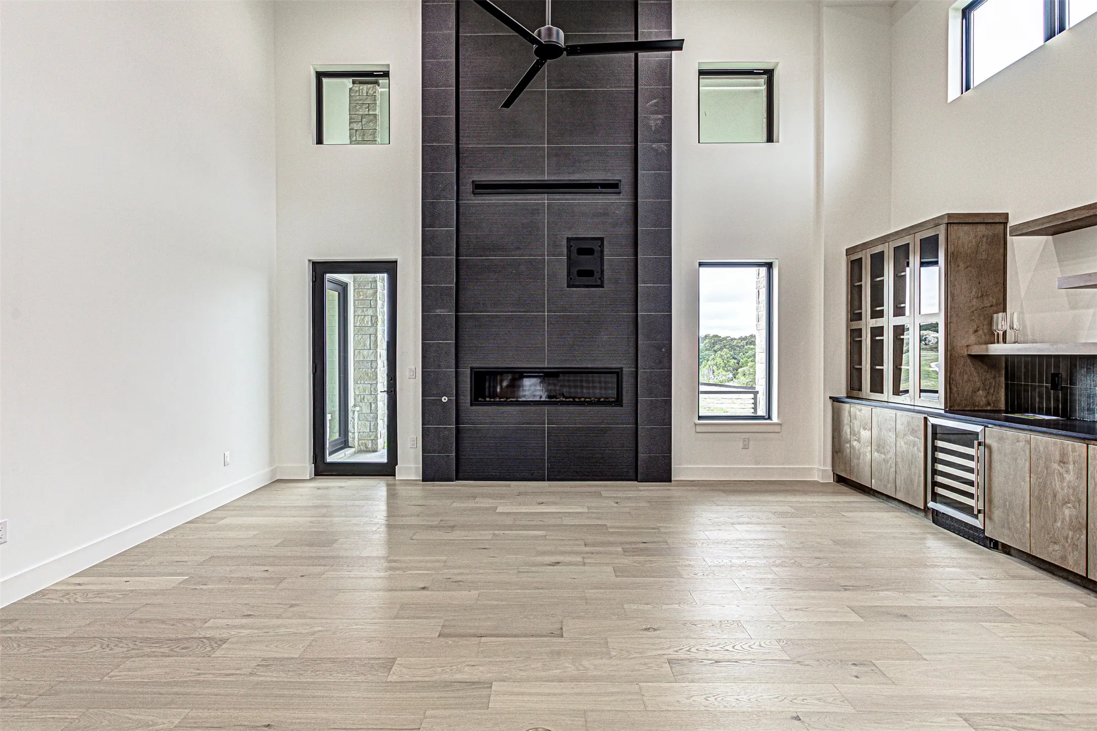 Single Family Residence For Sale in Llano County , 101 Manciano, Horseshoe Bay, Texas 78657, 3 Bedroom, 3 Bathroom, 2 Garage spaces, 2,198 Sqft, built in 2025, New Construction - Complete, mls#21102445, Real Estate Agent in Horseshoe Bay, Homes For Sale in Llano county, Homes For Sale in Horseshoe Bay, Realtor in Horseshoe Bay Texas, Real Estate Brokerage Independent Realty Texas, Luminita Cordes Realtor