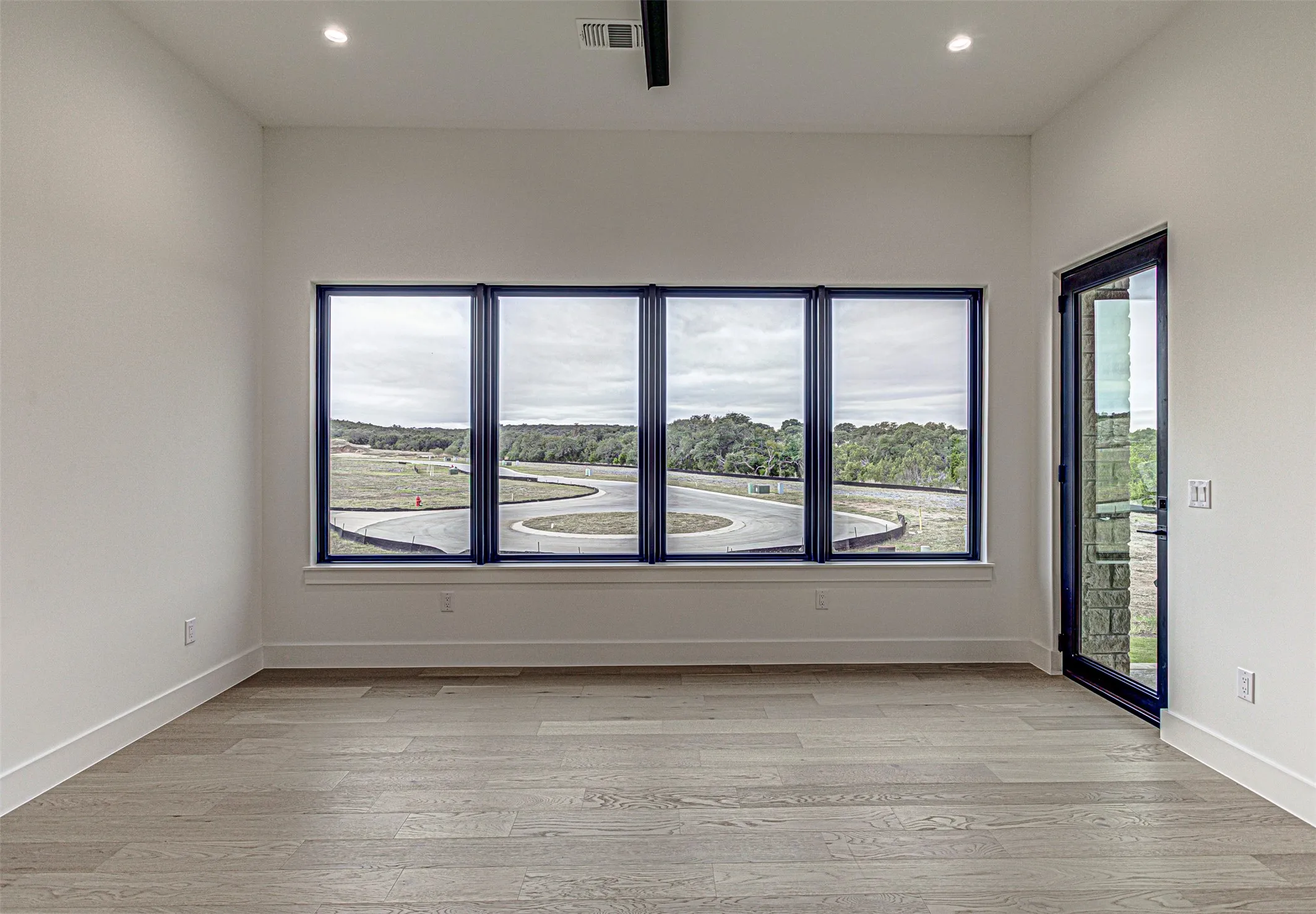 Single Family Residence For Sale in Llano County , 101 Manciano, Horseshoe Bay, Texas 78657, 3 Bedroom, 3 Bathroom, 2 Garage spaces, 2,198 Sqft, built in 2025, New Construction - Complete, mls#21102445, Real Estate Agent in Horseshoe Bay, Homes For Sale in Llano county, Homes For Sale in Horseshoe Bay, Realtor in Horseshoe Bay Texas, Real Estate Brokerage Independent Realty Texas, Luminita Cordes Realtor