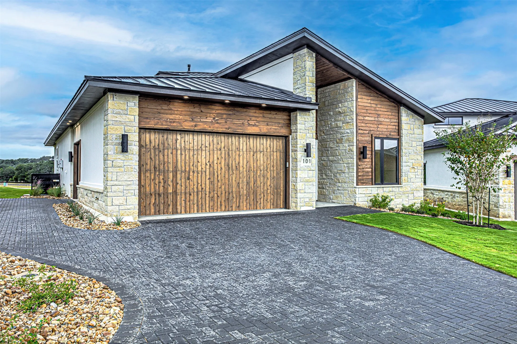 Single Family Residence For Sale in Llano County , 101 Manciano, Horseshoe Bay, Texas 78657, 3 Bedroom, 3 Bathroom, 2 Garage spaces, 2,198 Sqft, built in 2025, New Construction - Complete, mls#21102445, Real Estate Agent in Horseshoe Bay, Homes For Sale in Llano county, Homes For Sale in Horseshoe Bay, Realtor in Horseshoe Bay Texas, Real Estate Brokerage Independent Realty Texas, Luminita Cordes Realtor