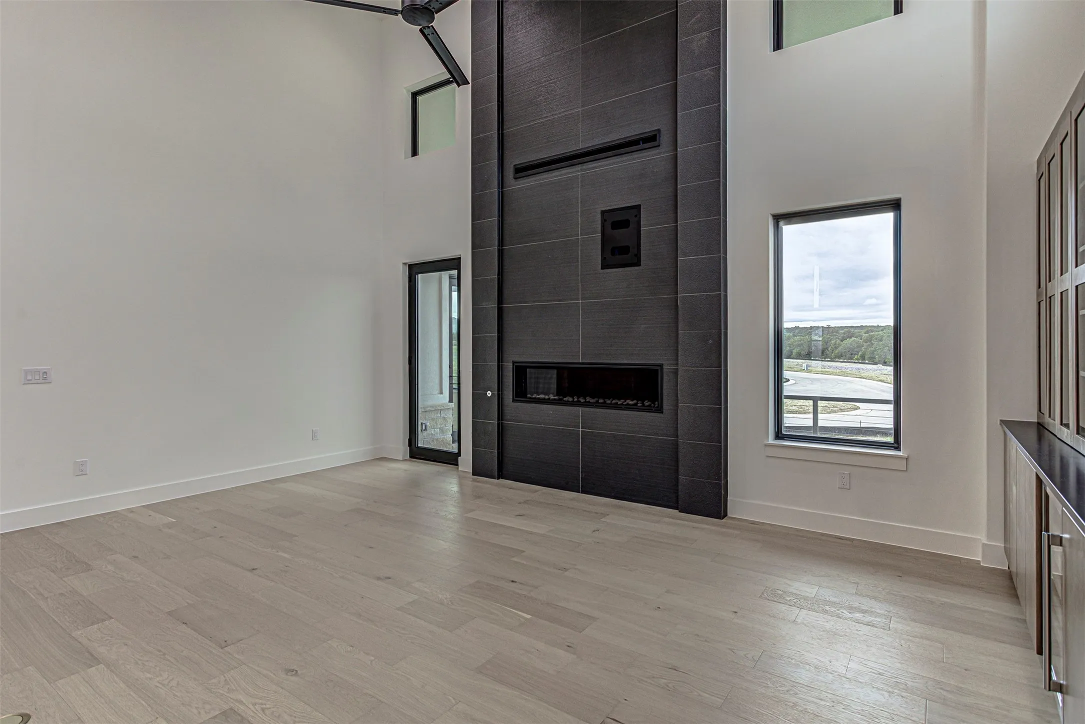 Single Family Residence For Sale in Llano County , 101 Manciano, Horseshoe Bay, Texas 78657, 3 Bedroom, 3 Bathroom, 2 Garage spaces, 2,198 Sqft, built in 2025, New Construction - Complete, mls#21102445, Real Estate Agent in Horseshoe Bay, Homes For Sale in Llano county, Homes For Sale in Horseshoe Bay, Realtor in Horseshoe Bay Texas, Real Estate Brokerage Independent Realty Texas, Luminita Cordes Realtor