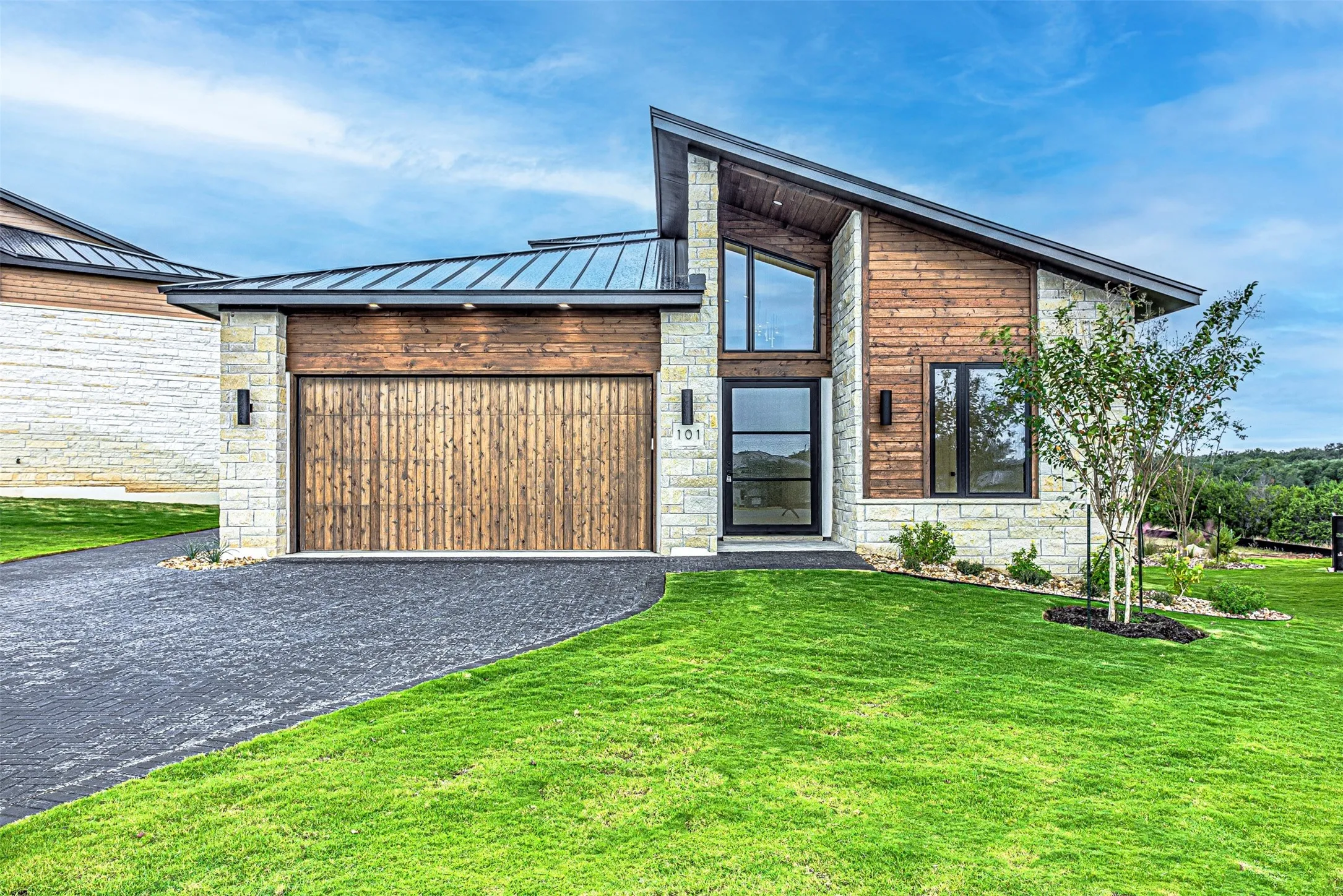 Single Family Residence For Sale in Llano County , 101 Manciano, Horseshoe Bay, Texas 78657, 3 Bedroom, 3 Bathroom, 2 Garage spaces, 2,198 Sqft, built in 2025, New Construction - Complete, mls#21102445, Real Estate Agent in Horseshoe Bay, Homes For Sale in Llano county, Homes For Sale in Horseshoe Bay, Realtor in Horseshoe Bay Texas, Real Estate Brokerage Independent Realty Texas, Luminita Cordes Realtor