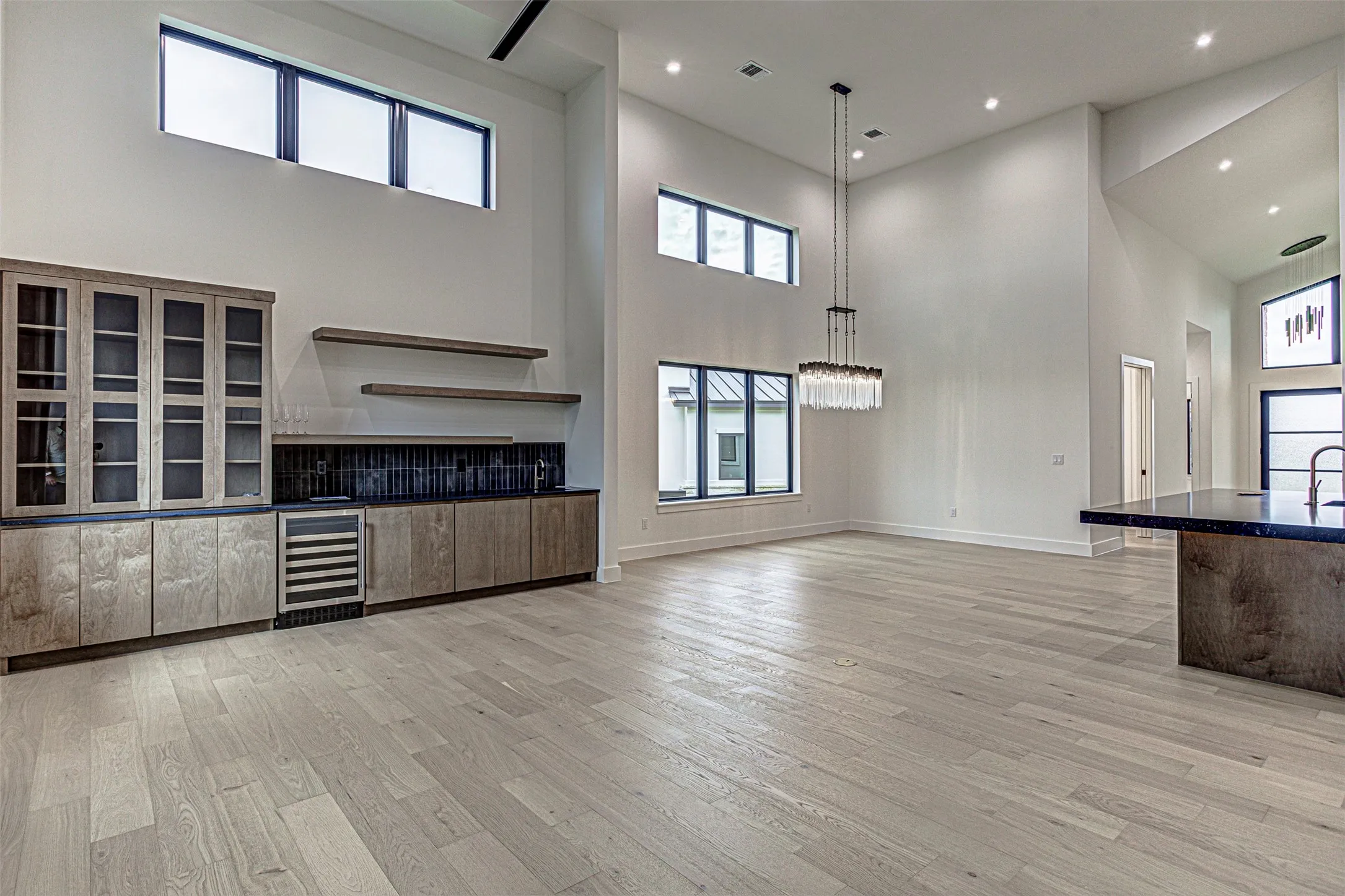 Single Family Residence For Sale in Llano County , 101 Manciano, Horseshoe Bay, Texas 78657, 3 Bedroom, 3 Bathroom, 2 Garage spaces, 2,198 Sqft, built in 2025, New Construction - Complete, mls#21102445, Real Estate Agent in Horseshoe Bay, Homes For Sale in Llano county, Homes For Sale in Horseshoe Bay, Realtor in Horseshoe Bay Texas, Real Estate Brokerage Independent Realty Texas, Luminita Cordes Realtor