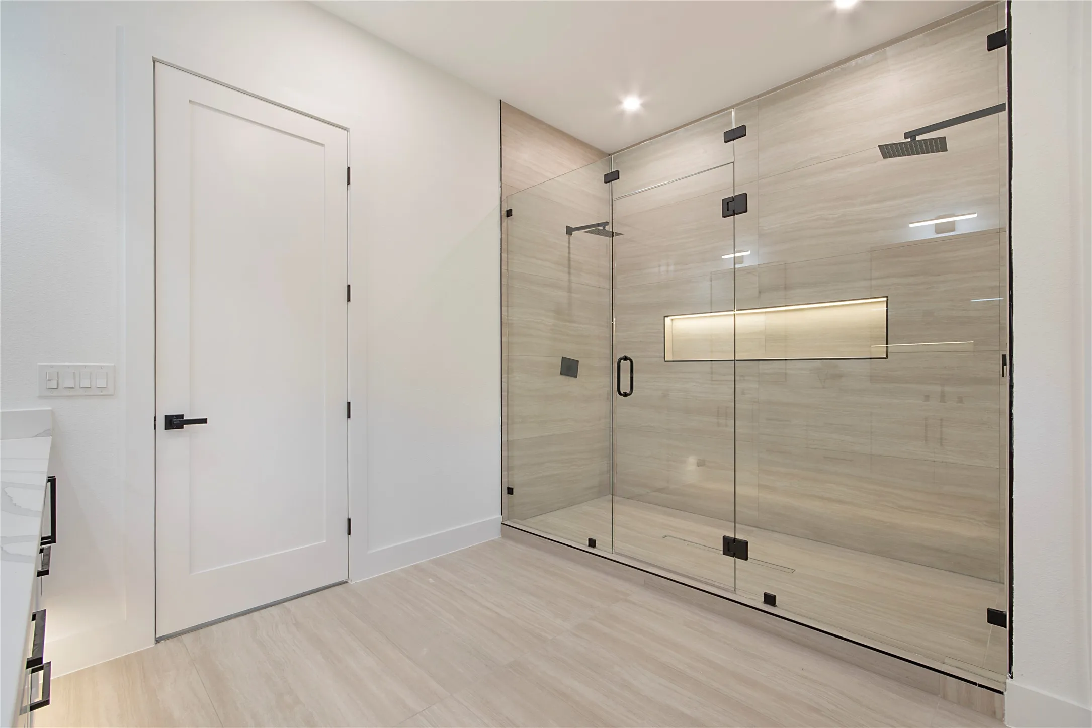 Single Family Residence For Sale in Dallas County , 2005 Hearne Avenue, Dallas, Texas 75212, 4 Bedroom, 5 Bathroom, 2 Garage spaces, 2,894 Sqft, built in 2026, New Construction - Incomplete, mls#21102774, Real Estate Agent in Dallas, Homes For Sale in Dallas county, Homes For Sale in Dallas, Realtor in Dallas Texas, Real Estate Brokerage Independent Realty Texas, Luminita Cordes Realtor