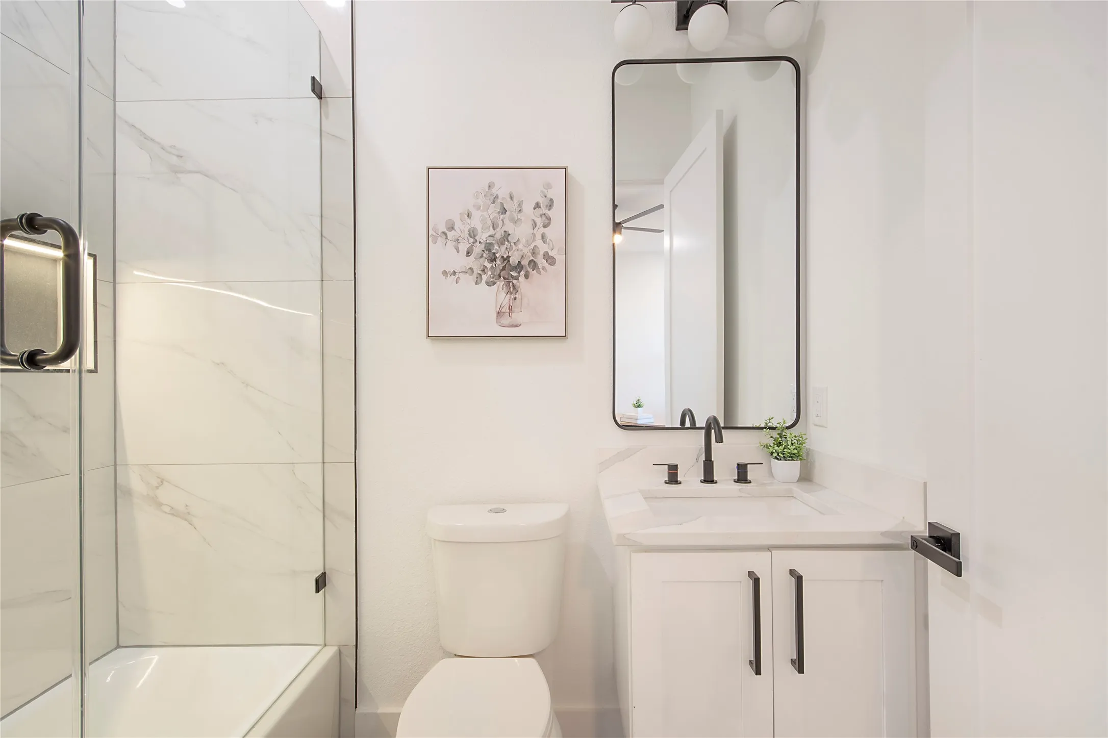 Single Family Residence For Sale in Dallas County , 2005 Hearne Avenue, Dallas, Texas 75212, 4 Bedroom, 5 Bathroom, 2 Garage spaces, 2,894 Sqft, built in 2026, New Construction - Incomplete, mls#21102774, Real Estate Agent in Dallas, Homes For Sale in Dallas county, Homes For Sale in Dallas, Realtor in Dallas Texas, Real Estate Brokerage Independent Realty Texas, Luminita Cordes Realtor
