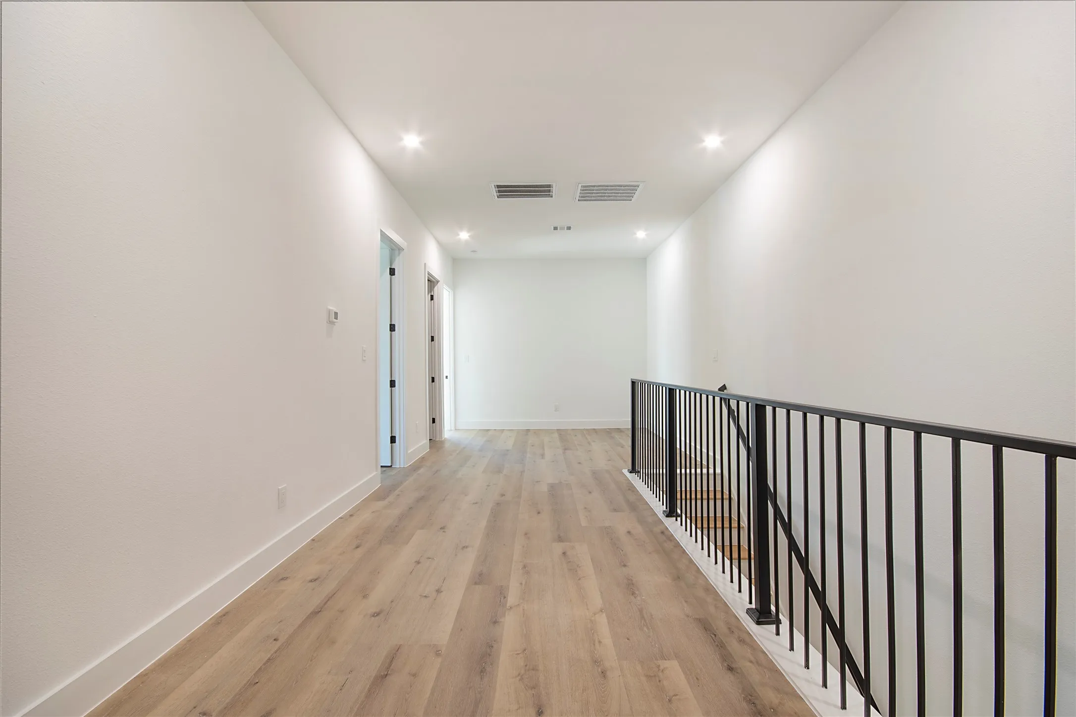 Single Family Residence For Sale in Dallas County , 2005 Hearne Avenue, Dallas, Texas 75212, 4 Bedroom, 5 Bathroom, 2 Garage spaces, 2,894 Sqft, built in 2026, New Construction - Incomplete, mls#21102774, Real Estate Agent in Dallas, Homes For Sale in Dallas county, Homes For Sale in Dallas, Realtor in Dallas Texas, Real Estate Brokerage Independent Realty Texas, Luminita Cordes Realtor