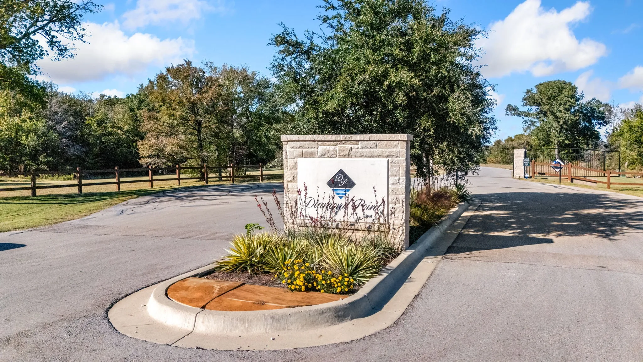Welcome to Diamond Point.  One of the newest gated communities on Richland Chambers Lake