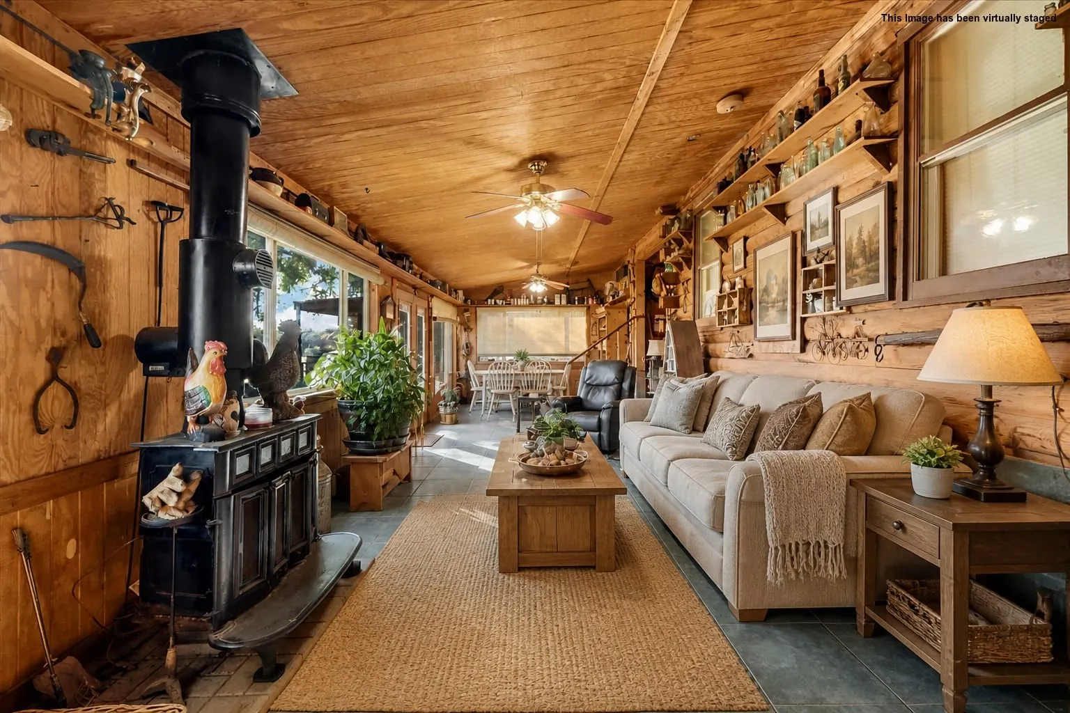 Single Family Residence For Sale in Parker County , 7101 Horseshoe bend Trail, Weatherford, Texas 76087, 4 Bedroom, 2 Bathroom, 2 Garage spaces, 2,500 Sqft, built in 1972, Preowned, mls#21102922, Real Estate Agent in Weatherford, Homes For Sale in Parker county, Homes For Sale in Weatherford, Realtor in Weatherford Texas, Real Estate Brokerage Independent Realty Texas, Luminita Cordes Realtor