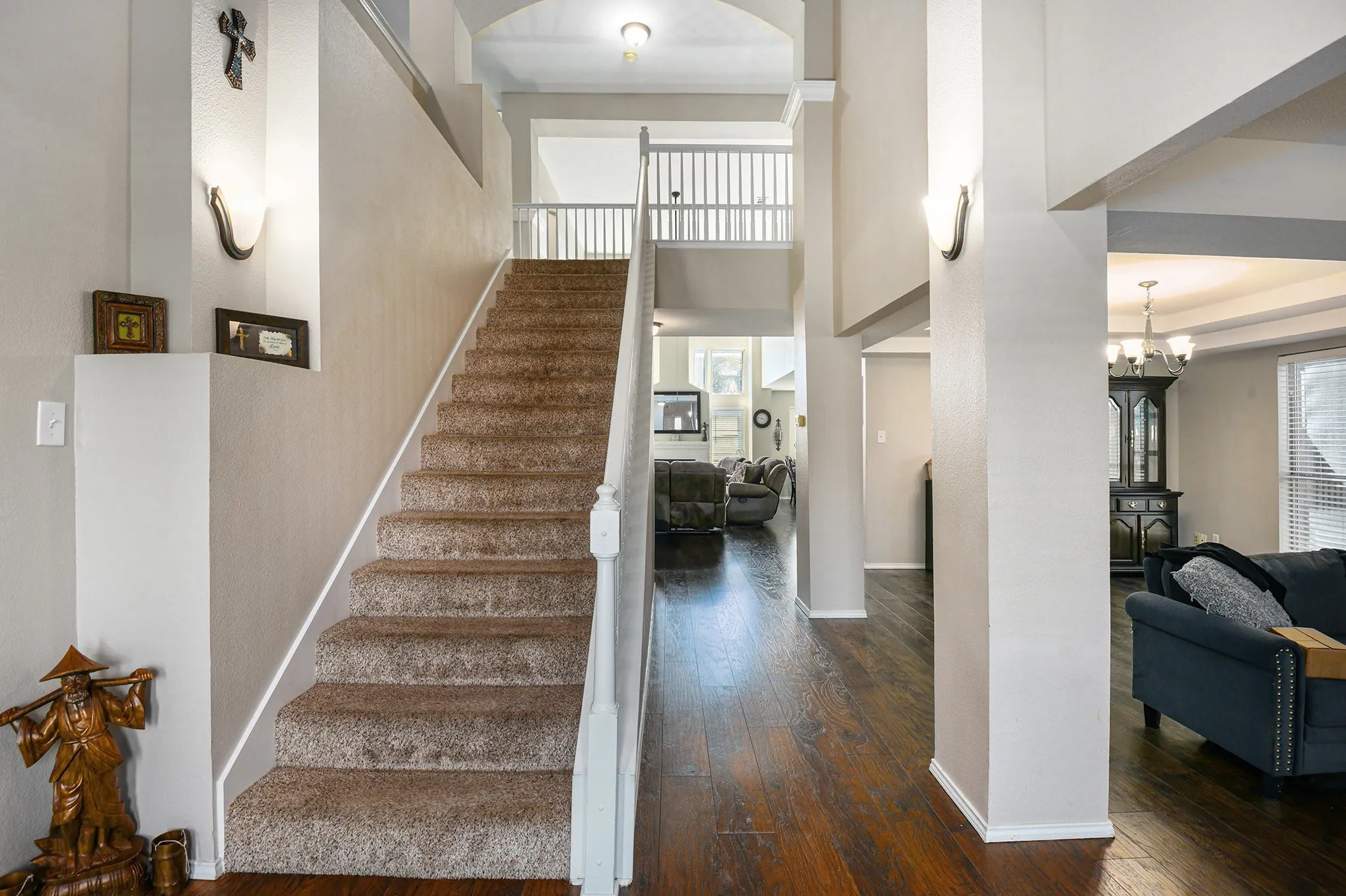 Single Family Residence For Sale in Tarrant County , 1229 Topeka Drive, Saginaw, Texas 76131, 6 Bedroom, 3 Bathroom, 2 Garage spaces, 3,981 Sqft, built in 1999, Preowned, mls#21103708, Real Estate Agent in Saginaw, Homes For Sale in Tarrant county, Homes For Sale in Saginaw, Realtor in Saginaw Texas, Real Estate Brokerage Independent Realty Texas, Luminita Cordes Realtor