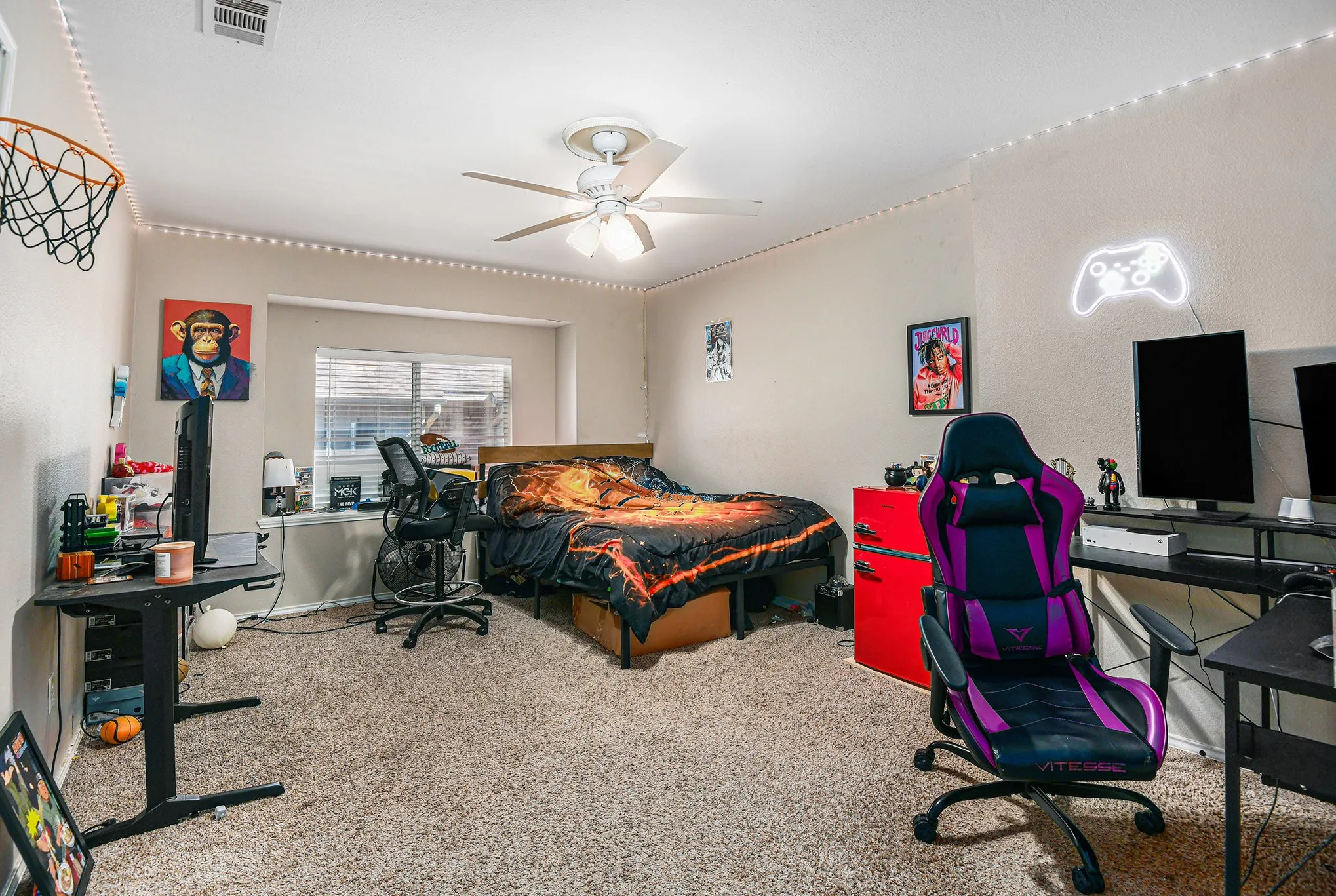 Single Family Residence For Sale in Tarrant County , 1229 Topeka Drive, Saginaw, Texas 76131, 6 Bedroom, 3 Bathroom, 2 Garage spaces, 3,981 Sqft, built in 1999, Preowned, mls#21103708, Real Estate Agent in Saginaw, Homes For Sale in Tarrant county, Homes For Sale in Saginaw, Realtor in Saginaw Texas, Real Estate Brokerage Independent Realty Texas, Luminita Cordes Realtor