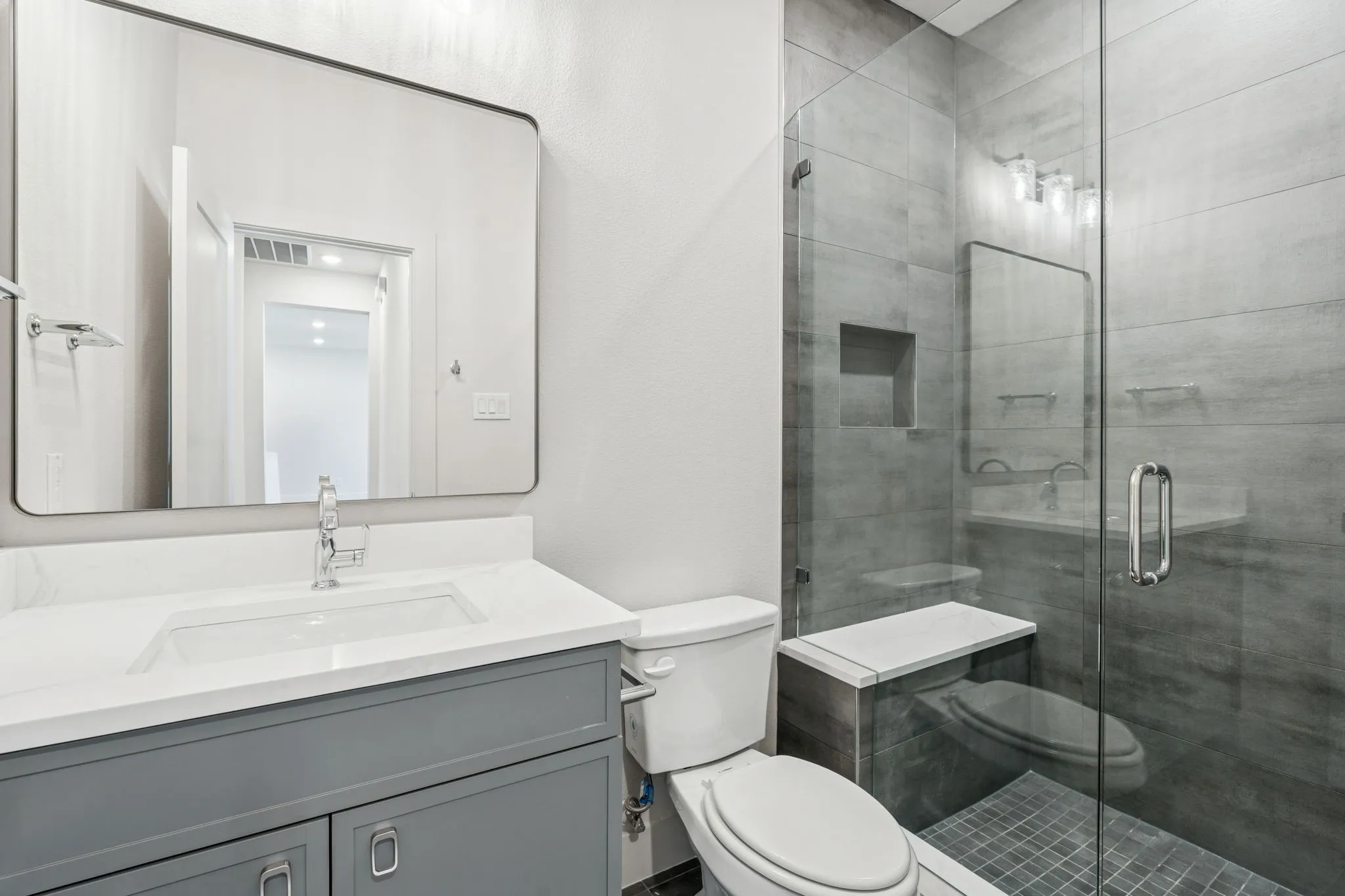 Secondary full bath.