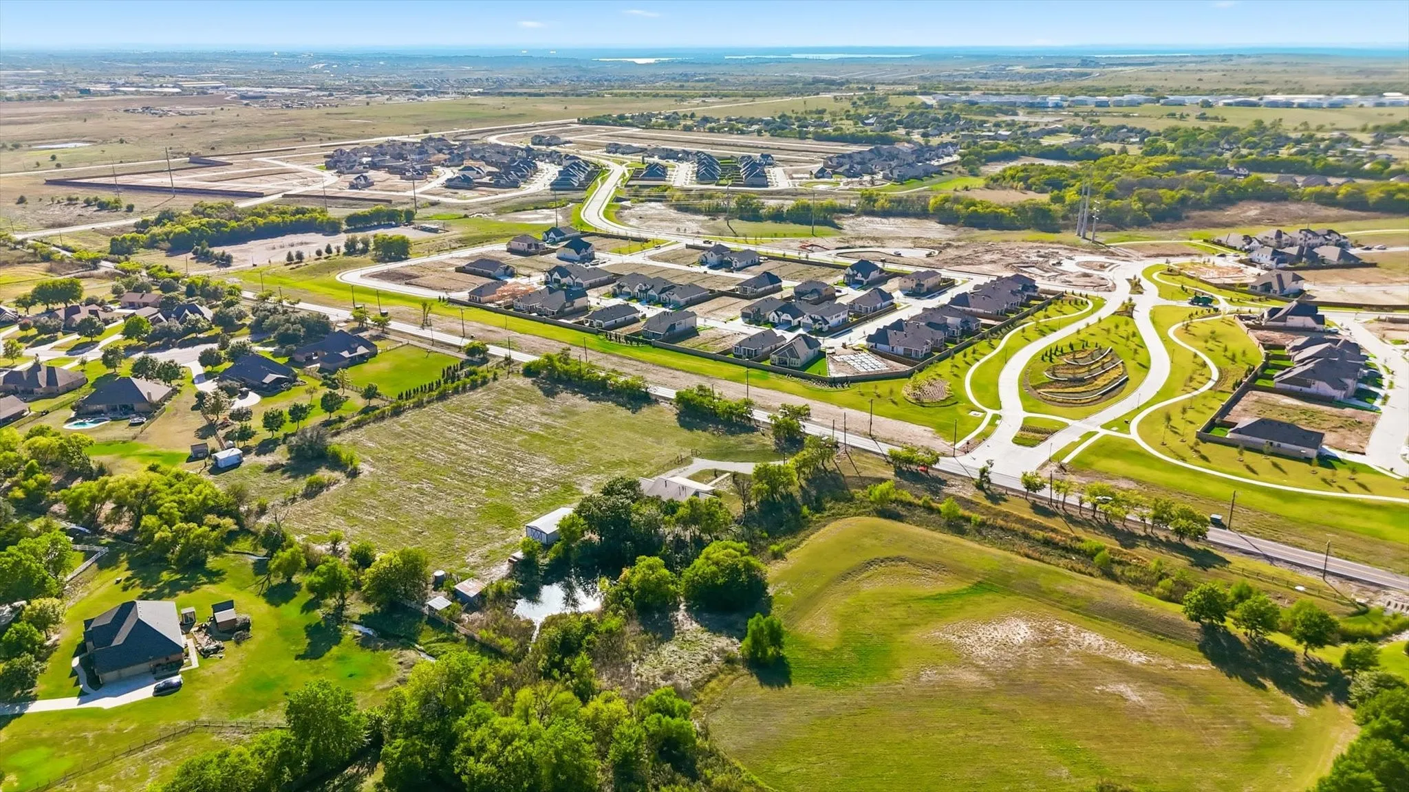 Single Family Residence For Sale in Tarrant County , 11320 Willow Springs Road, Haslet, Texas 76052, 3 Bedroom, 2 Bathroom, 1 Garage spaces, 1,554 Sqft, built in 1998, Preowned, mls#21103952, Real Estate Agent in Haslet, Homes For Sale in Tarrant county, Homes For Sale in Haslet, Realtor in Haslet Texas, Real Estate Brokerage Independent Realty Texas, Luminita Cordes Realtor