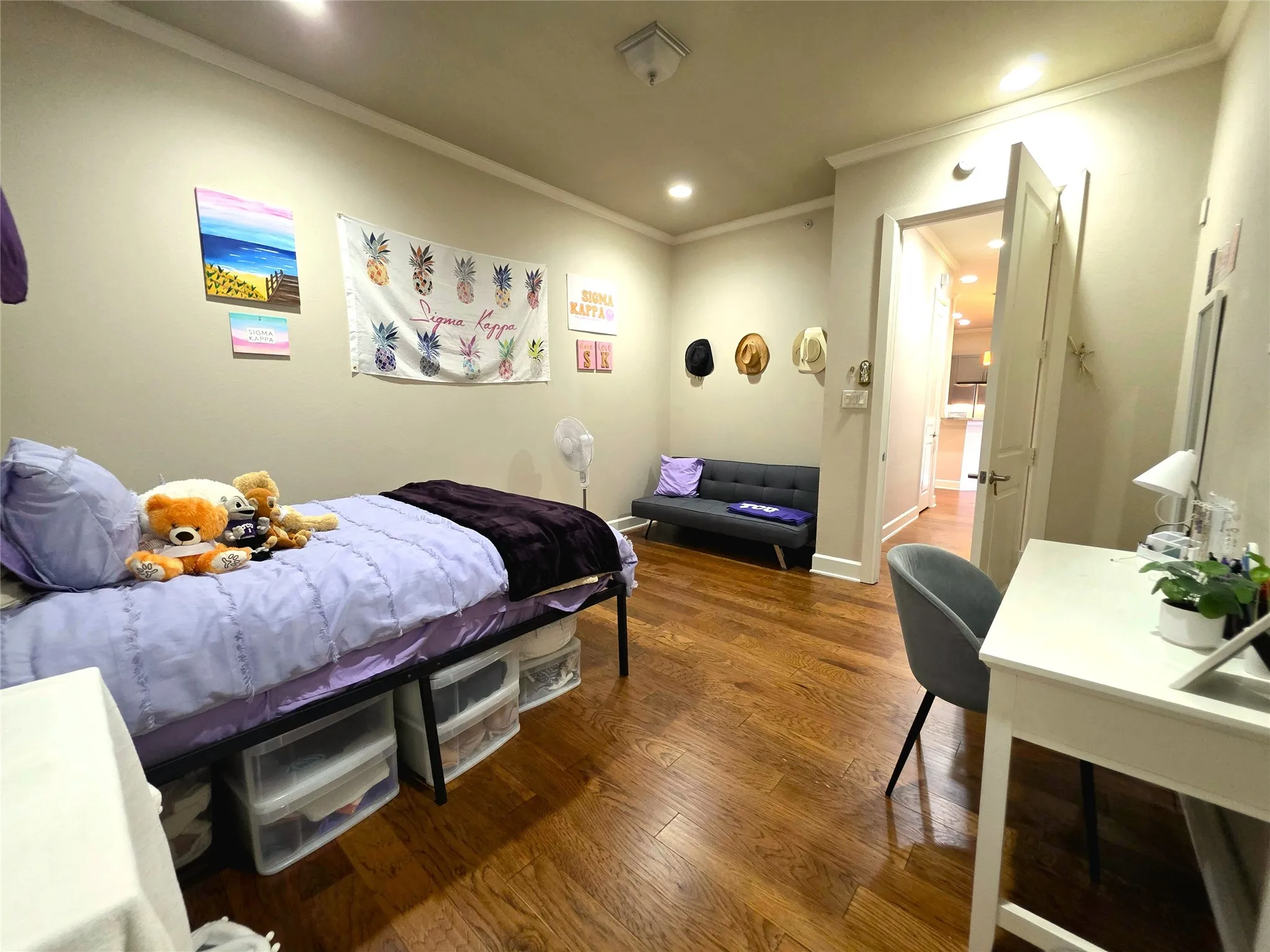 Condominium For Rent in Tarrant County , 2800 Sandage Avenue 206, Fort Worth, Texas 76109, 3 Bedrooms, 3 Bathrooms, 2 Garage spaces, 1,866 Sqft, built in 2008, Preowned, Price $3,150, mls#21098694, Real Estate Agent in Fort Worth, Homes For Rent in Tarrant county, Homes For Rent in Fort Worth, Realtor in Fort Worth Texas, Real Estate Brokerage Independent Realty Texas, Luminita Cordes Realtor