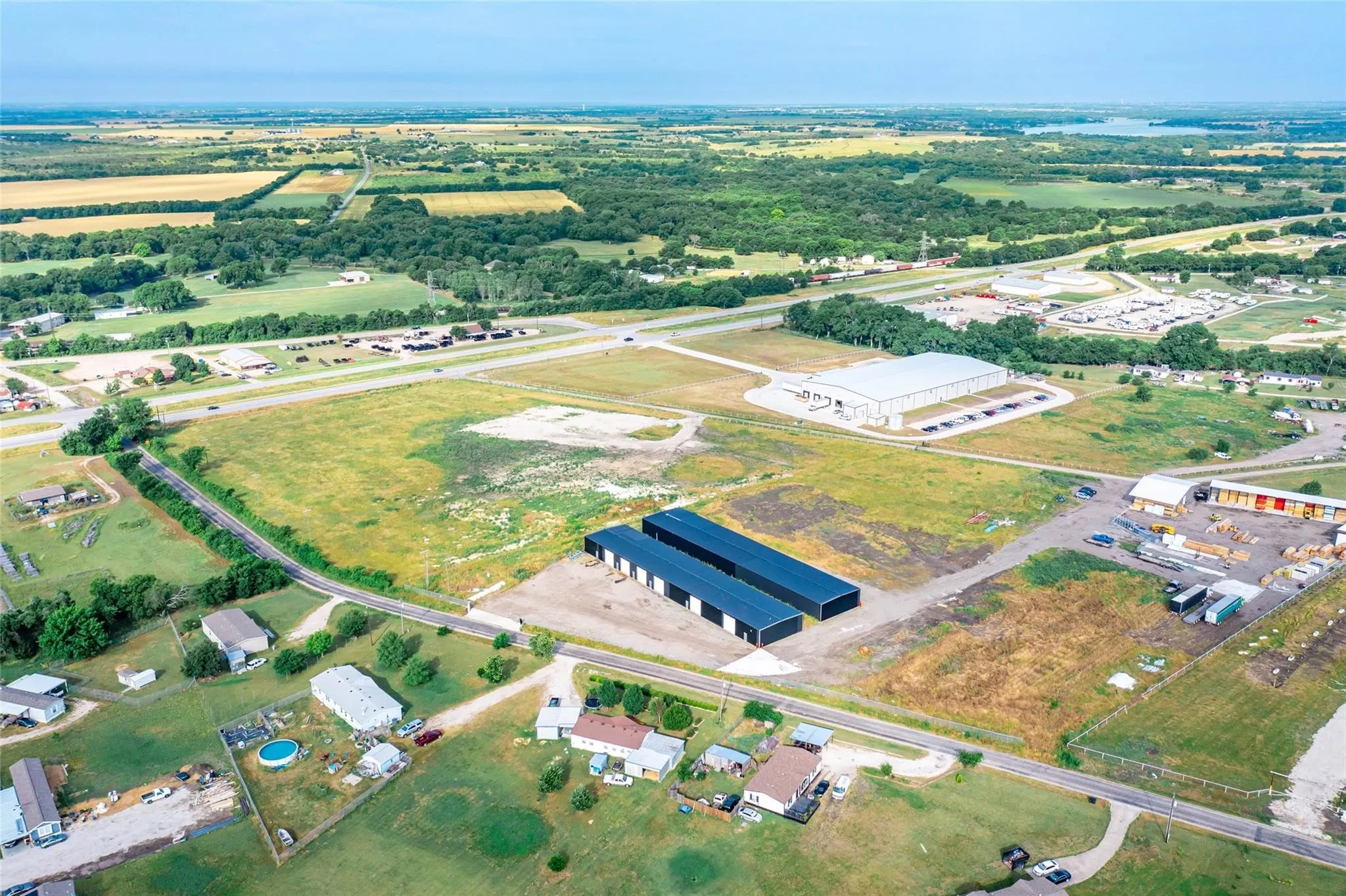 Warehouse For Rent in Ellis County , 141 Mustang Road 100, Waxahachie, Texas 75165, 0, 0, Garage spaces, 12,000 Sqft, built in 2024, Preowned, Price $2,160, mls#21104326, Real Estate Agent in Waxahachie, Homes For Rent in Ellis county, Homes For Rent in Waxahachie, Realtor in Waxahachie Texas, Real Estate Brokerage Independent Realty Texas, Luminita Cordes Realtor