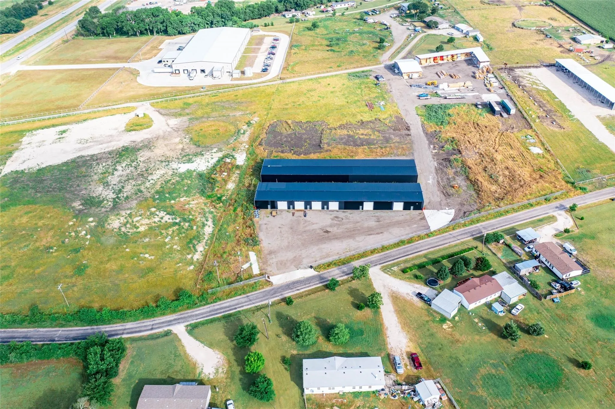 Warehouse For Rent in Ellis County , 141 Mustang Road 100, Waxahachie, Texas 75165, 0, 0, Garage spaces, 12,000 Sqft, built in 2024, Preowned, Price $2,160, mls#21104326, Real Estate Agent in Waxahachie, Homes For Rent in Ellis county, Homes For Rent in Waxahachie, Realtor in Waxahachie Texas, Real Estate Brokerage Independent Realty Texas, Luminita Cordes Realtor