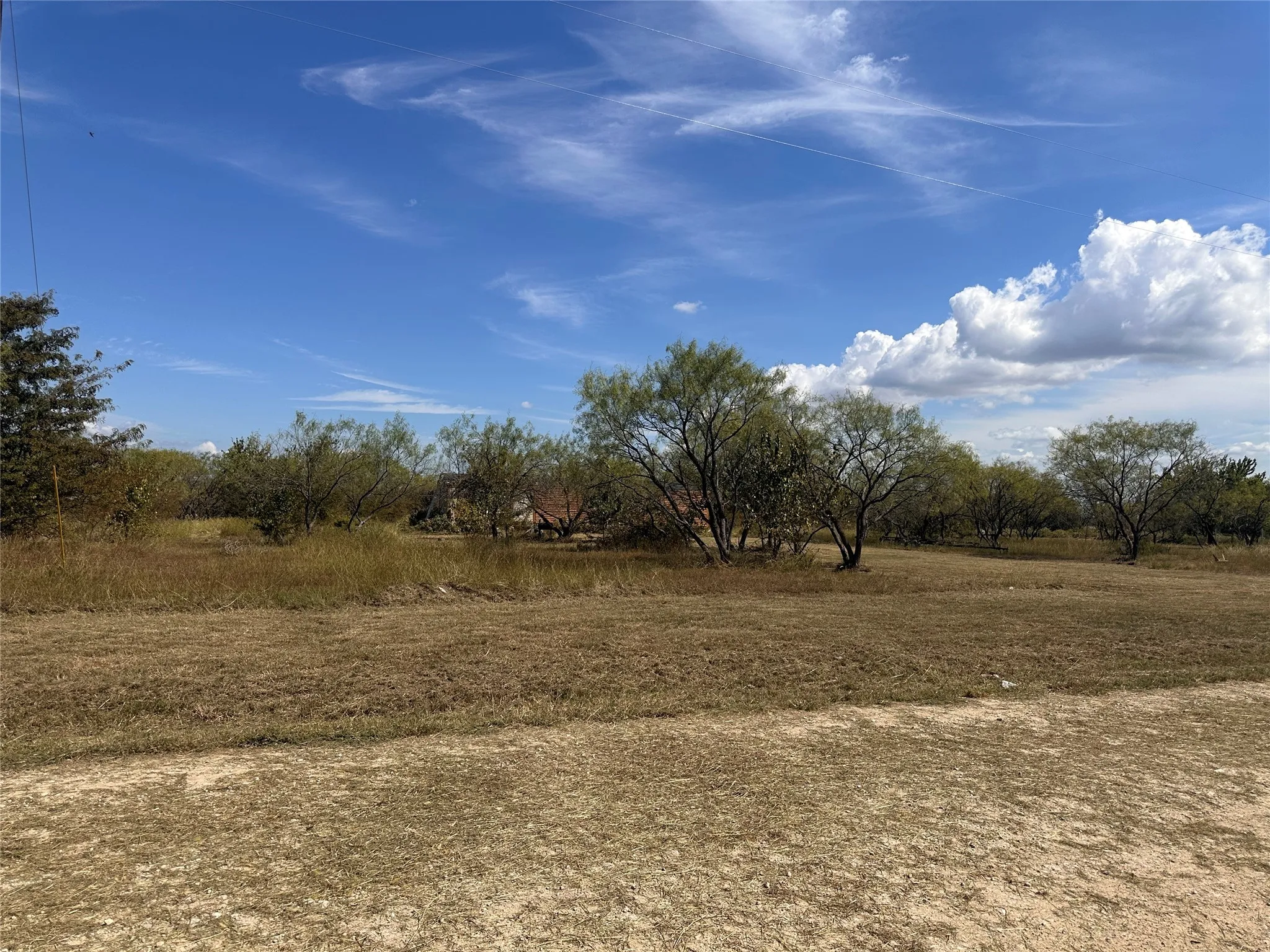 View of yard with a view of rural / pastoral area