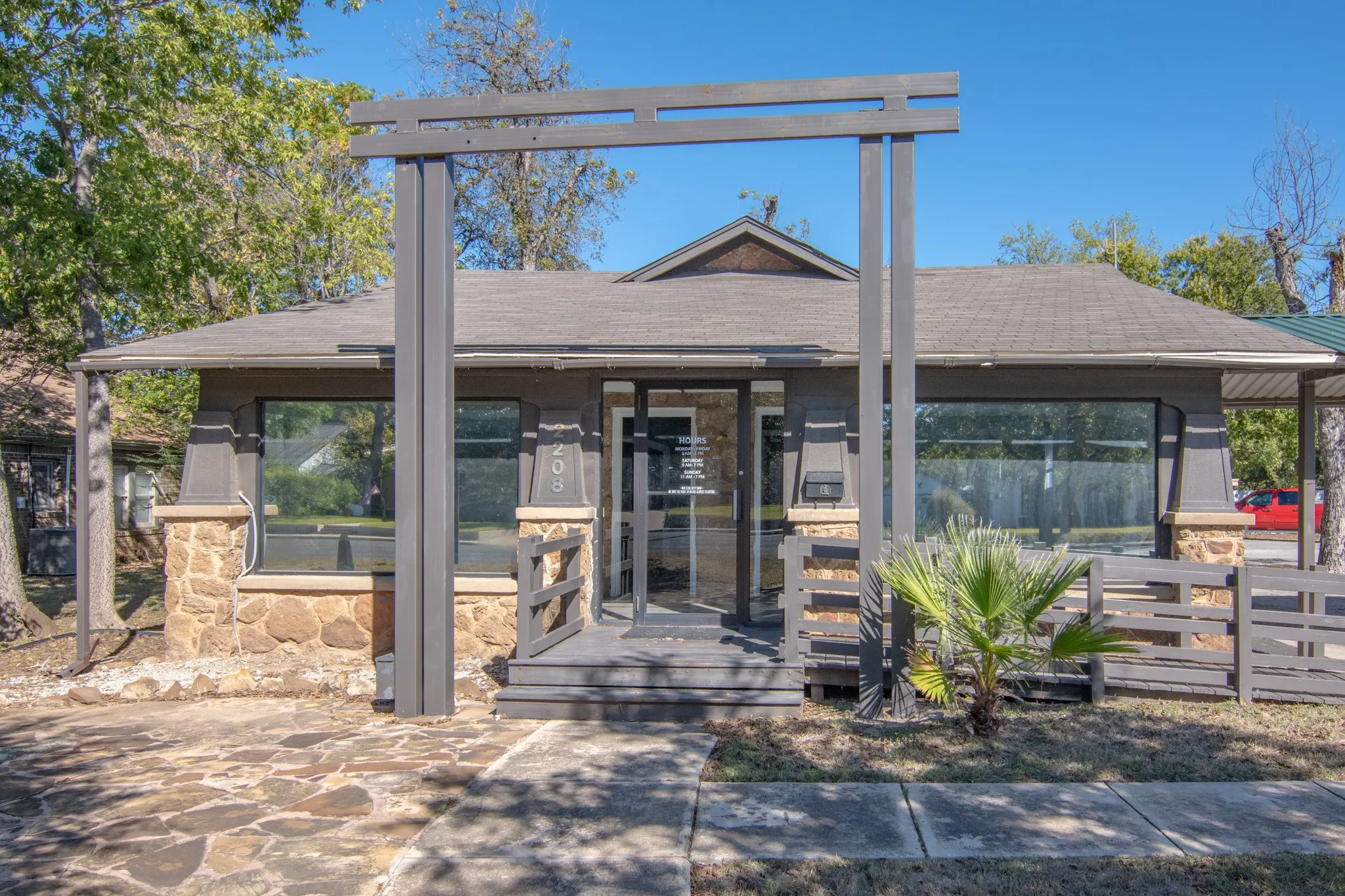 Business For Sale in Brown County , 2208 Austin Avenue, Brownwood, Texas 76801, 0, 0, Garage spaces, 0 Sqft, built in 0, Preowned, Price $274,900, mls#21104817, Real Estate Agent in Brownwood, Homes For Sale in Brown county, Homes For Sale in Brownwood, Realtor in Brownwood Texas, Real Estate Brokerage Independent Realty Texas, Luminita Cordes Realtor