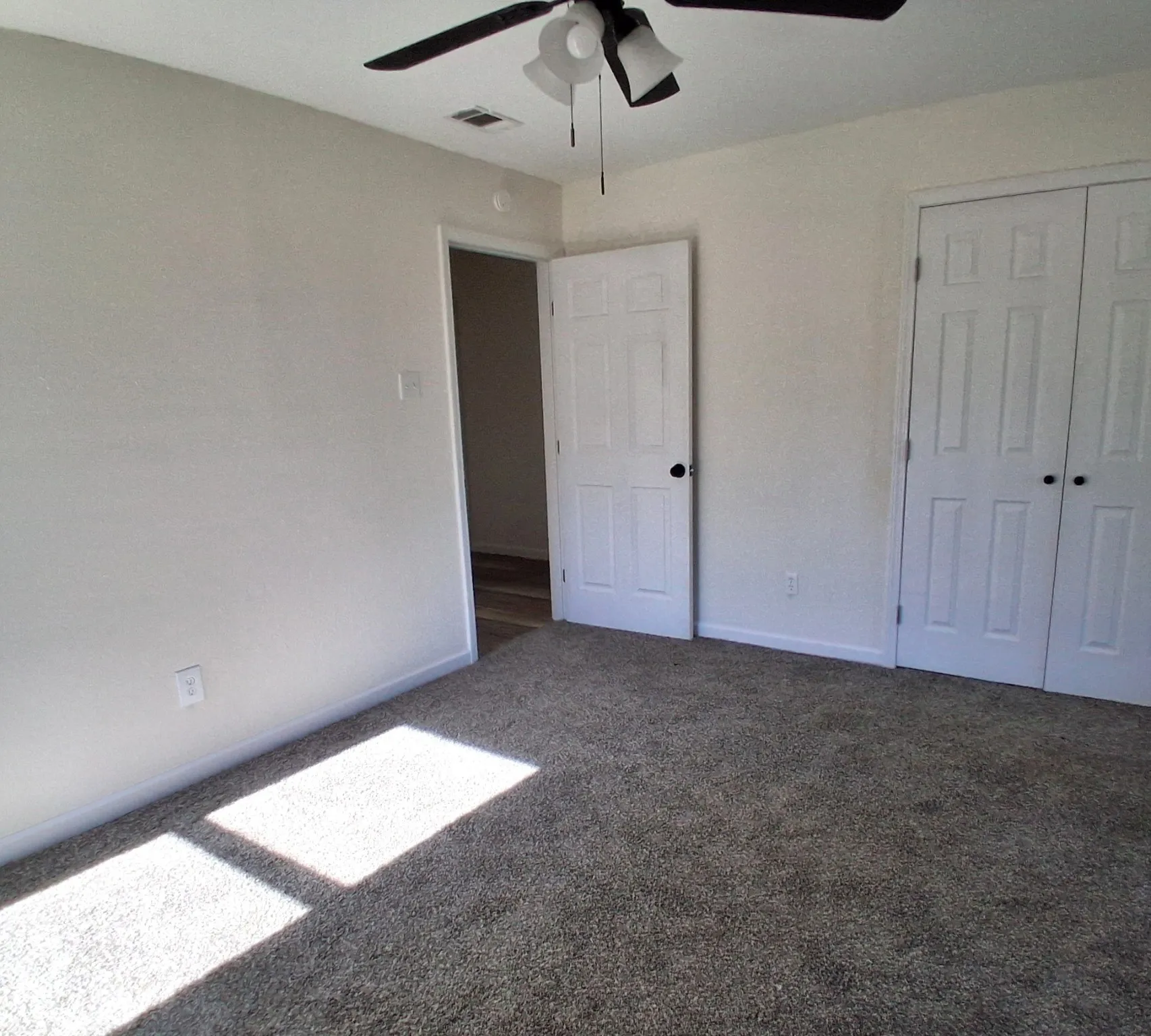 Single Family Residence For Sale in Fannin County , 5291 Fm 2029, Telephone, Texas 75488, 4 Bedroom, 3 Bathroom, 2 Garage spaces, 2,643 Sqft, built in 1993, mls#21102822, Real Estate Agent in Telephone, Homes For Sale in Fannin county, Homes For Sale in Telephone, Realtor in Telephone Texas, Real Estate Brokerage Independent Realty Texas, Luminita Cordes Realtor