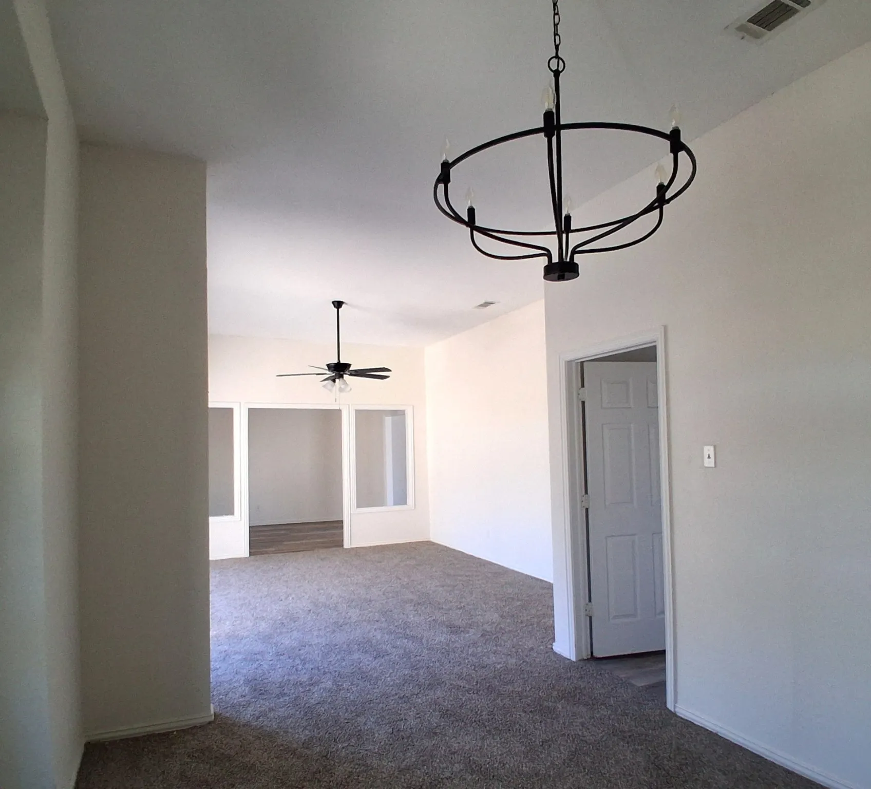 Single Family Residence For Sale in Fannin County , 5291 Fm 2029, Telephone, Texas 75488, 4 Bedroom, 3 Bathroom, 2 Garage spaces, 2,643 Sqft, built in 1993, mls#21102822, Real Estate Agent in Telephone, Homes For Sale in Fannin county, Homes For Sale in Telephone, Realtor in Telephone Texas, Real Estate Brokerage Independent Realty Texas, Luminita Cordes Realtor