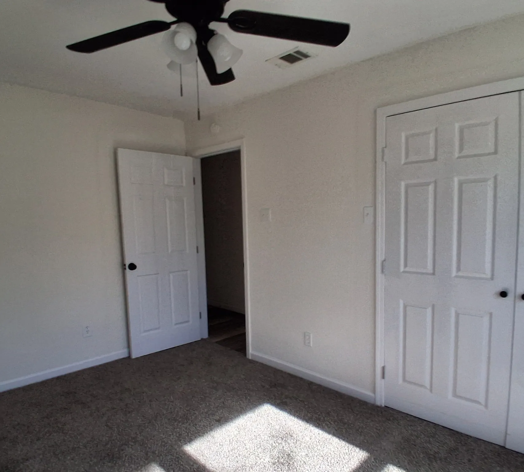 Single Family Residence For Sale in Fannin County , 5291 Fm 2029, Telephone, Texas 75488, 4 Bedroom, 3 Bathroom, 2 Garage spaces, 2,643 Sqft, built in 1993, mls#21102822, Real Estate Agent in Telephone, Homes For Sale in Fannin county, Homes For Sale in Telephone, Realtor in Telephone Texas, Real Estate Brokerage Independent Realty Texas, Luminita Cordes Realtor