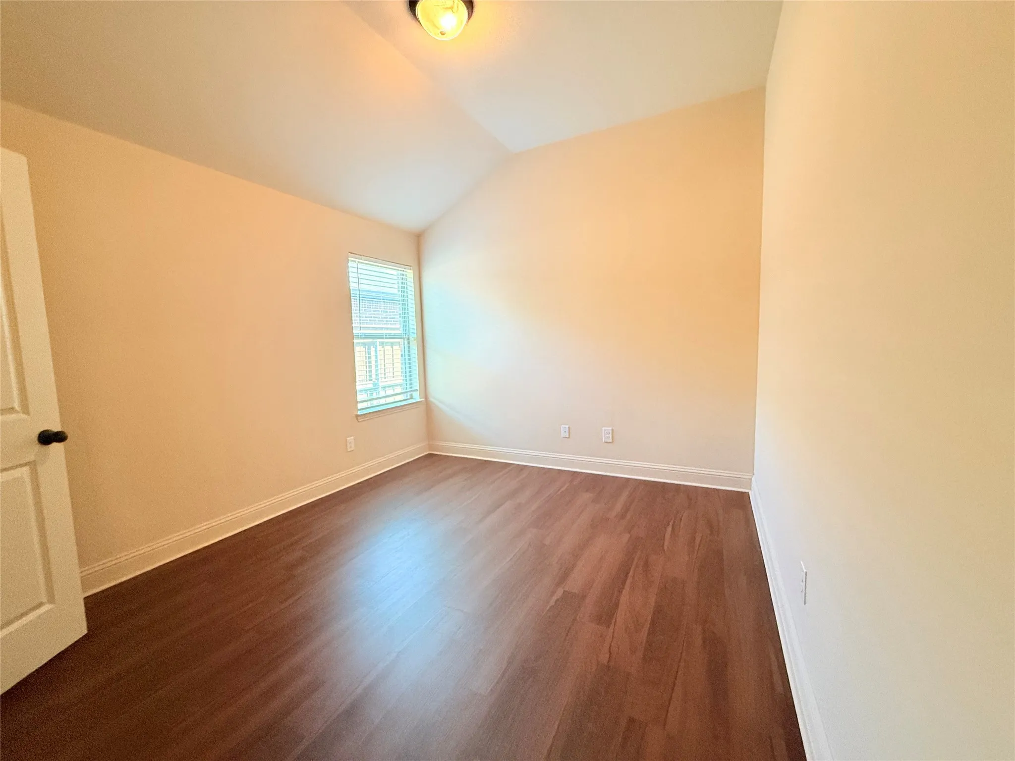 Single Family Residence For Sale in Kaufman County , 2106 Danibelle Drive, Forney, Texas 75126, 4 Bedroom, 2 Bathroom, 2 Garage spaces, 1,950 Sqft, built in 2017, mls#21102878, Real Estate Agent in Forney, Homes For Sale in Kaufman county, Homes For Sale in Forney, Realtor in Forney Texas, Real Estate Brokerage Independent Realty Texas, Luminita Cordes Realtor