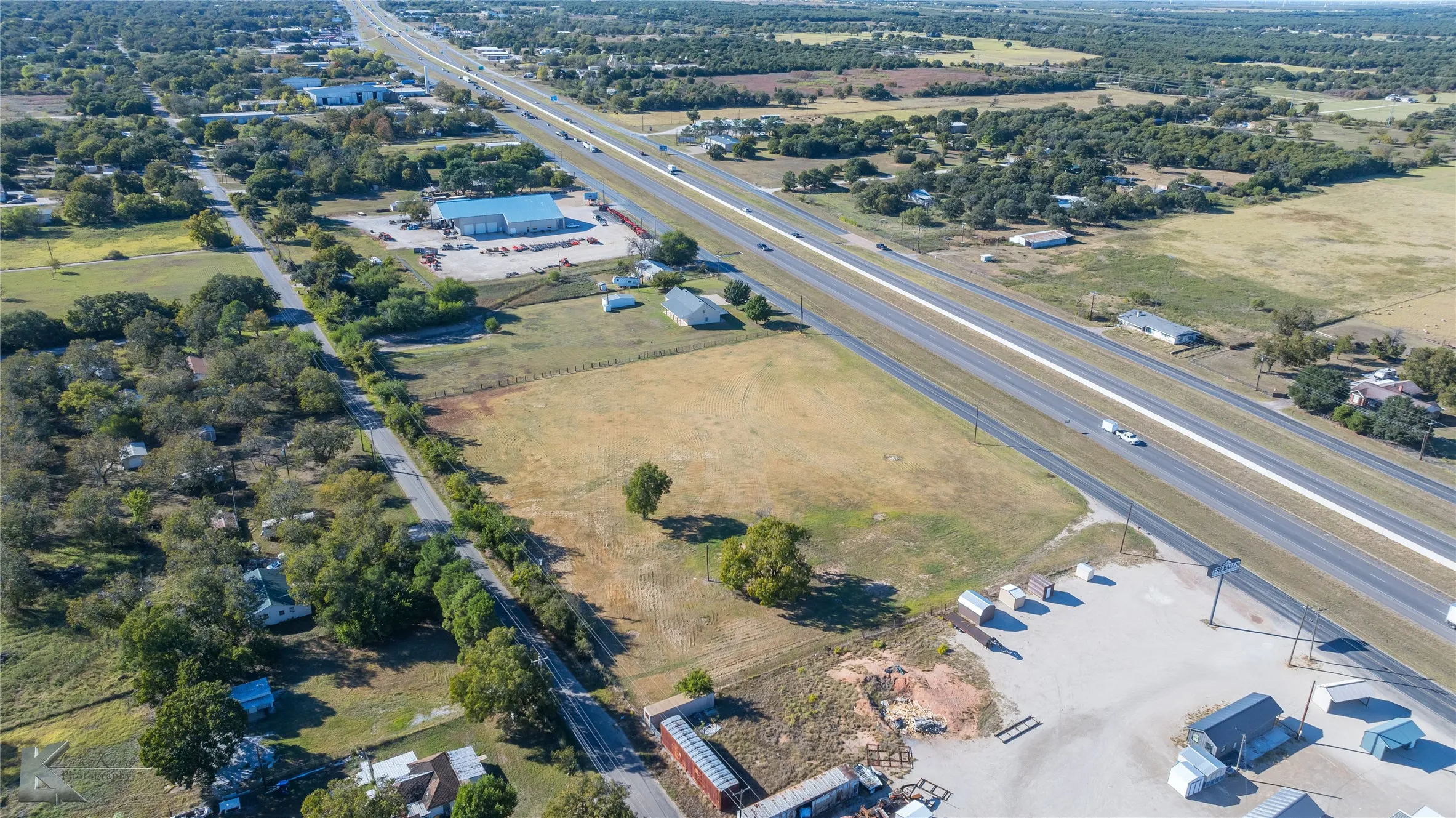 Aerial view of property and surrounding area