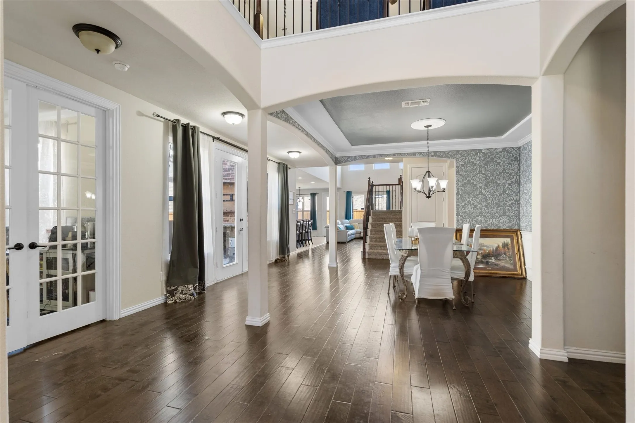 Single Family Residence For Sale in Tarrant County , 7280 Cana, Grand Prairie, Texas 75054, 5 Bedroom, 5 Bathroom, 2 Garage spaces, 4,537 Sqft, built in 2013, Preowned, Price $600,000, mls#21099681, Real Estate Agent in Grand Prairie, Homes For Sale in Tarrant county, Homes For Sale in Grand Prairie, Realtor in Grand Prairie Texas, Real Estate Brokerage Independent Realty Texas, Luminita Cordes Realtor