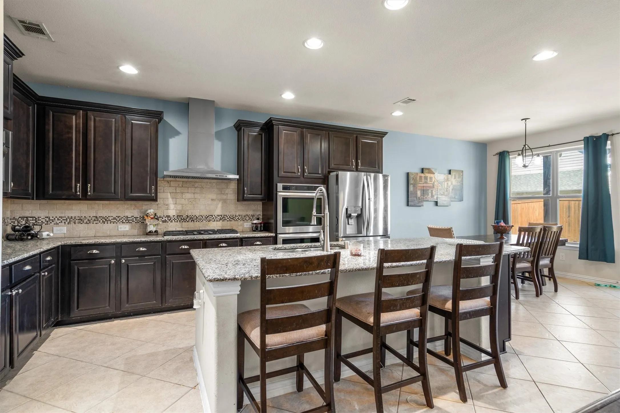 Single Family Residence For Sale in Tarrant County , 7280 Cana, Grand Prairie, Texas 75054, 5 Bedroom, 5 Bathroom, 2 Garage spaces, 4,537 Sqft, built in 2013, Preowned, Price $600,000, mls#21099681, Real Estate Agent in Grand Prairie, Homes For Sale in Tarrant county, Homes For Sale in Grand Prairie, Realtor in Grand Prairie Texas, Real Estate Brokerage Independent Realty Texas, Luminita Cordes Realtor