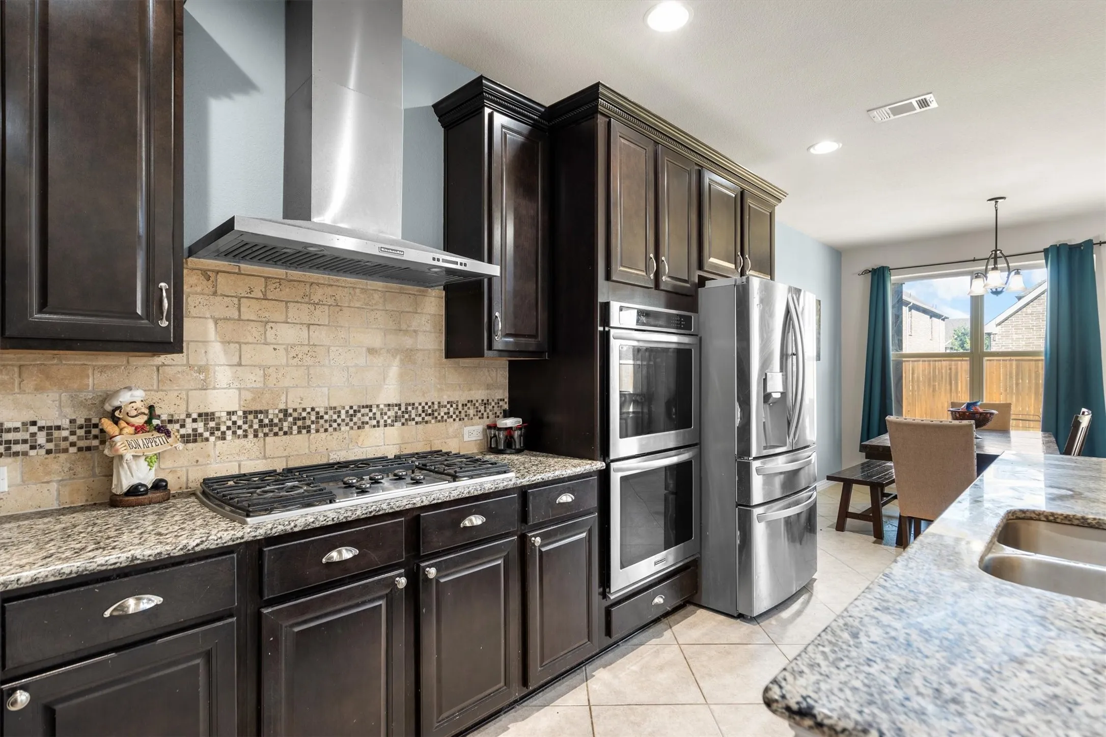 Single Family Residence For Sale in Tarrant County , 7280 Cana, Grand Prairie, Texas 75054, 5 Bedroom, 5 Bathroom, 2 Garage spaces, 4,537 Sqft, built in 2013, Preowned, Price $600,000, mls#21099681, Real Estate Agent in Grand Prairie, Homes For Sale in Tarrant county, Homes For Sale in Grand Prairie, Realtor in Grand Prairie Texas, Real Estate Brokerage Independent Realty Texas, Luminita Cordes Realtor