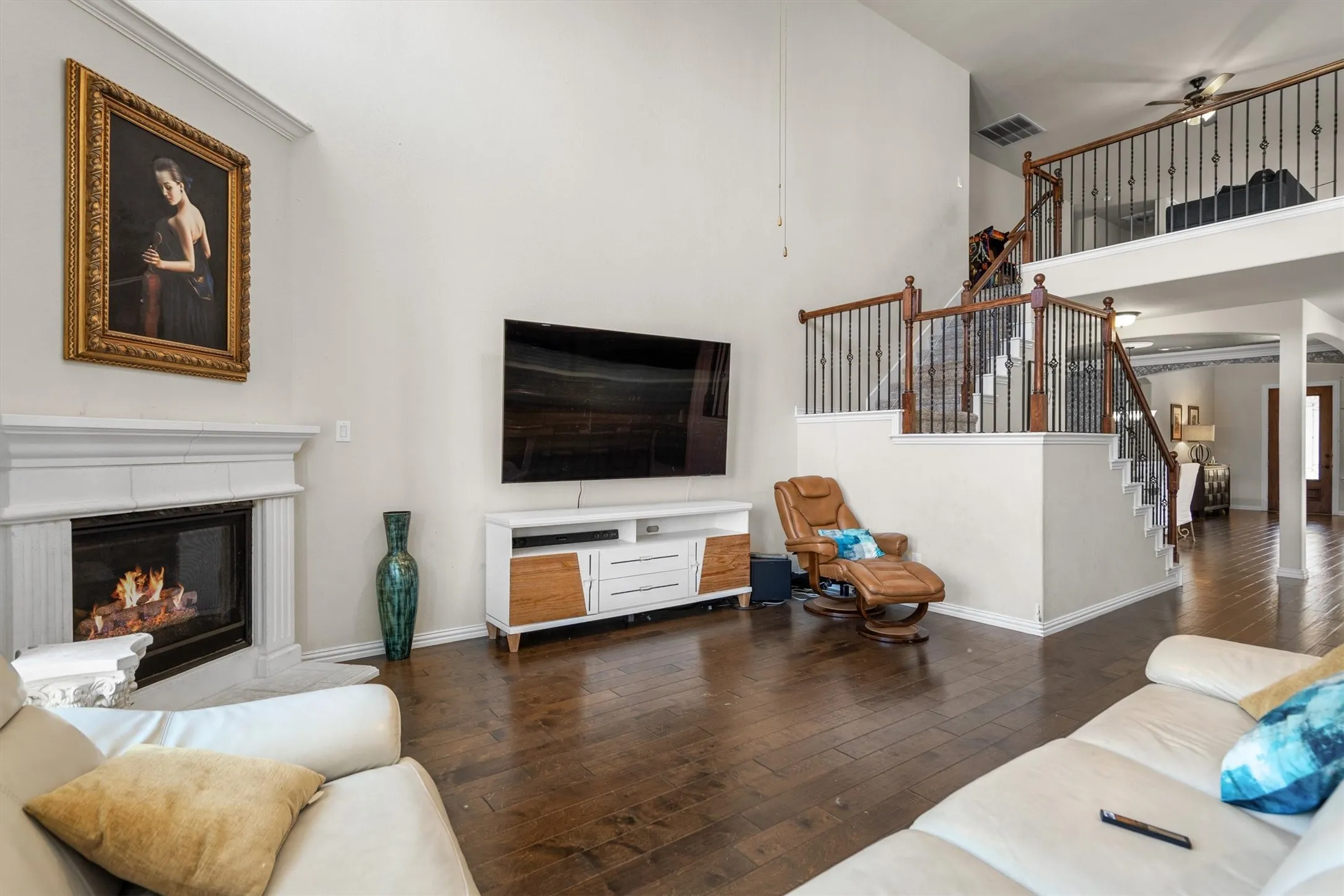 Single Family Residence For Sale in Tarrant County , 7280 Cana, Grand Prairie, Texas 75054, 5 Bedroom, 5 Bathroom, 2 Garage spaces, 4,537 Sqft, built in 2013, Preowned, Price $600,000, mls#21099681, Real Estate Agent in Grand Prairie, Homes For Sale in Tarrant county, Homes For Sale in Grand Prairie, Realtor in Grand Prairie Texas, Real Estate Brokerage Independent Realty Texas, Luminita Cordes Realtor
