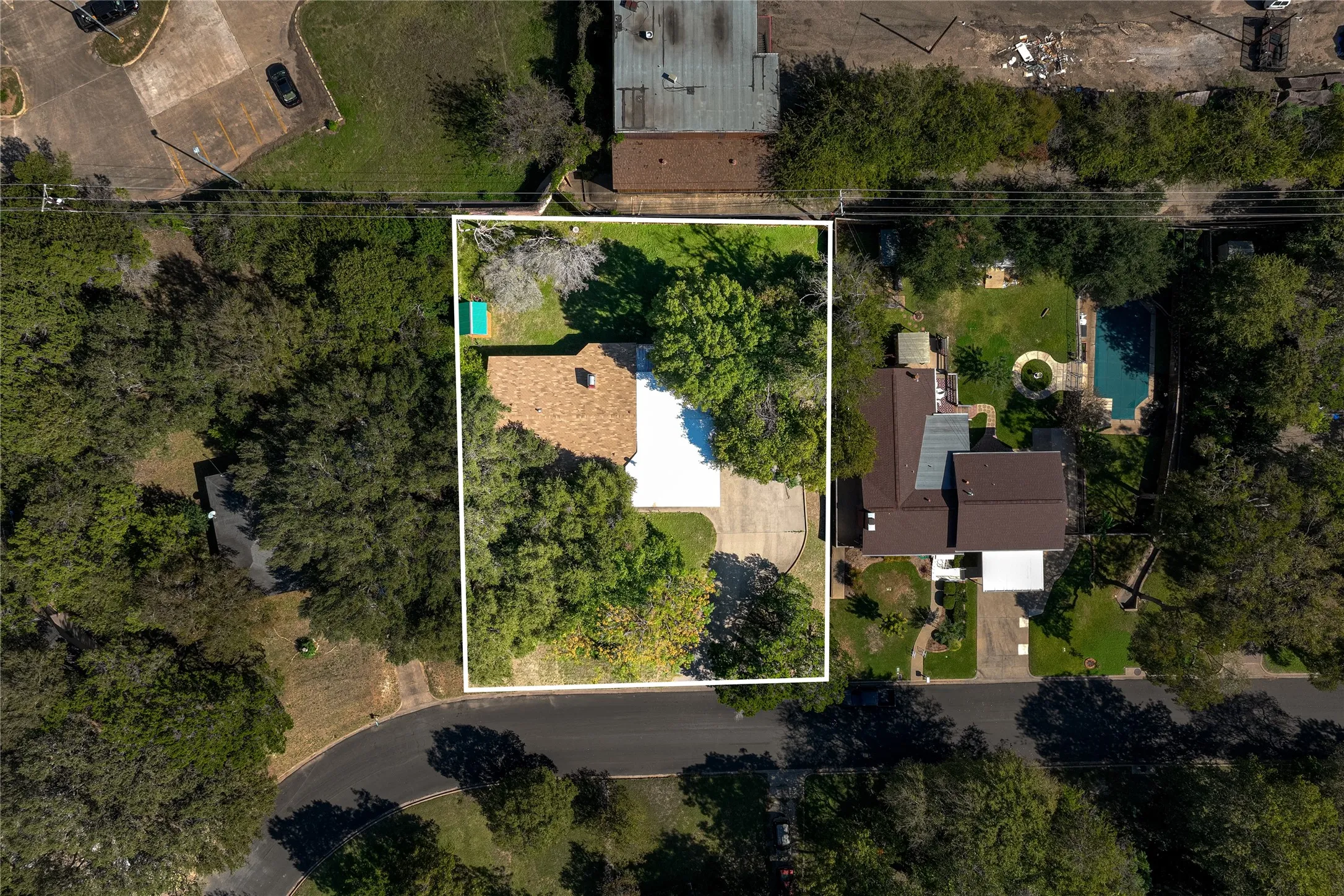 Single Family Residence For Sale in Mc Lennan County , 4337 Cedar Mountain Drive, Waco, Texas 76708, 3 Bedroom, 2 Bathroom, Garage spaces, 2,467 Sqft, built in 1956, mls#21104788, Real Estate Agent in Waco, Homes For Sale in Mc Lennan county, Homes For Sale in Waco, Realtor in Waco Texas, Real Estate Brokerage Independent Realty Texas, Luminita Cordes Realtor