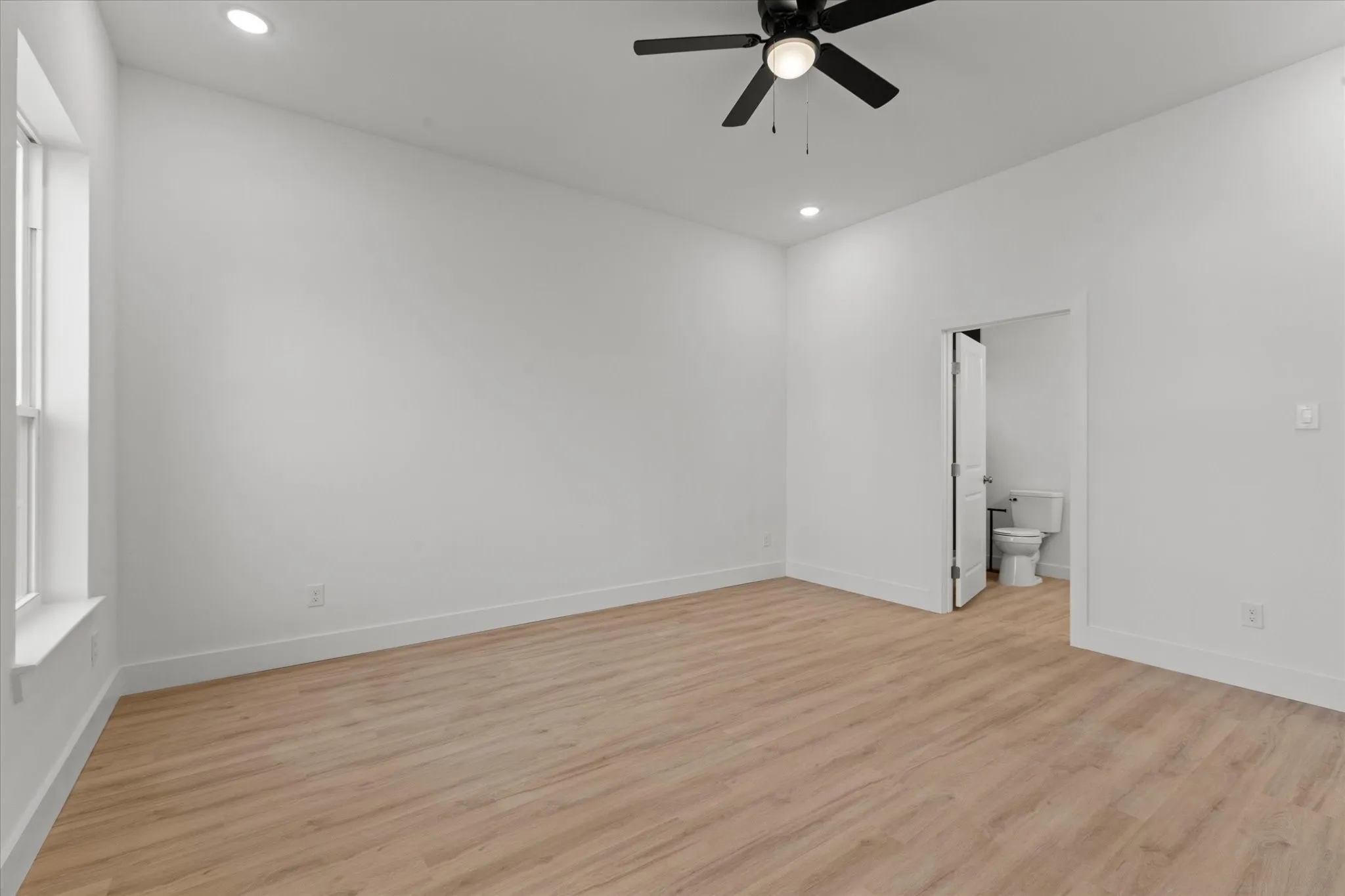 Single Family Residence For Sale in Grayson County , 919 W Day Street, Denison, Texas 75020, 3 Bedroom, 2 Bathroom, 2 Garage spaces, 1,377 Sqft, built in 2026, New Construction - Complete, mls#21105124, Real Estate Agent in Denison, Homes For Sale in Grayson county, Homes For Sale in Denison, Realtor in Denison Texas, Real Estate Brokerage Independent Realty Texas, Luminita Cordes Realtor