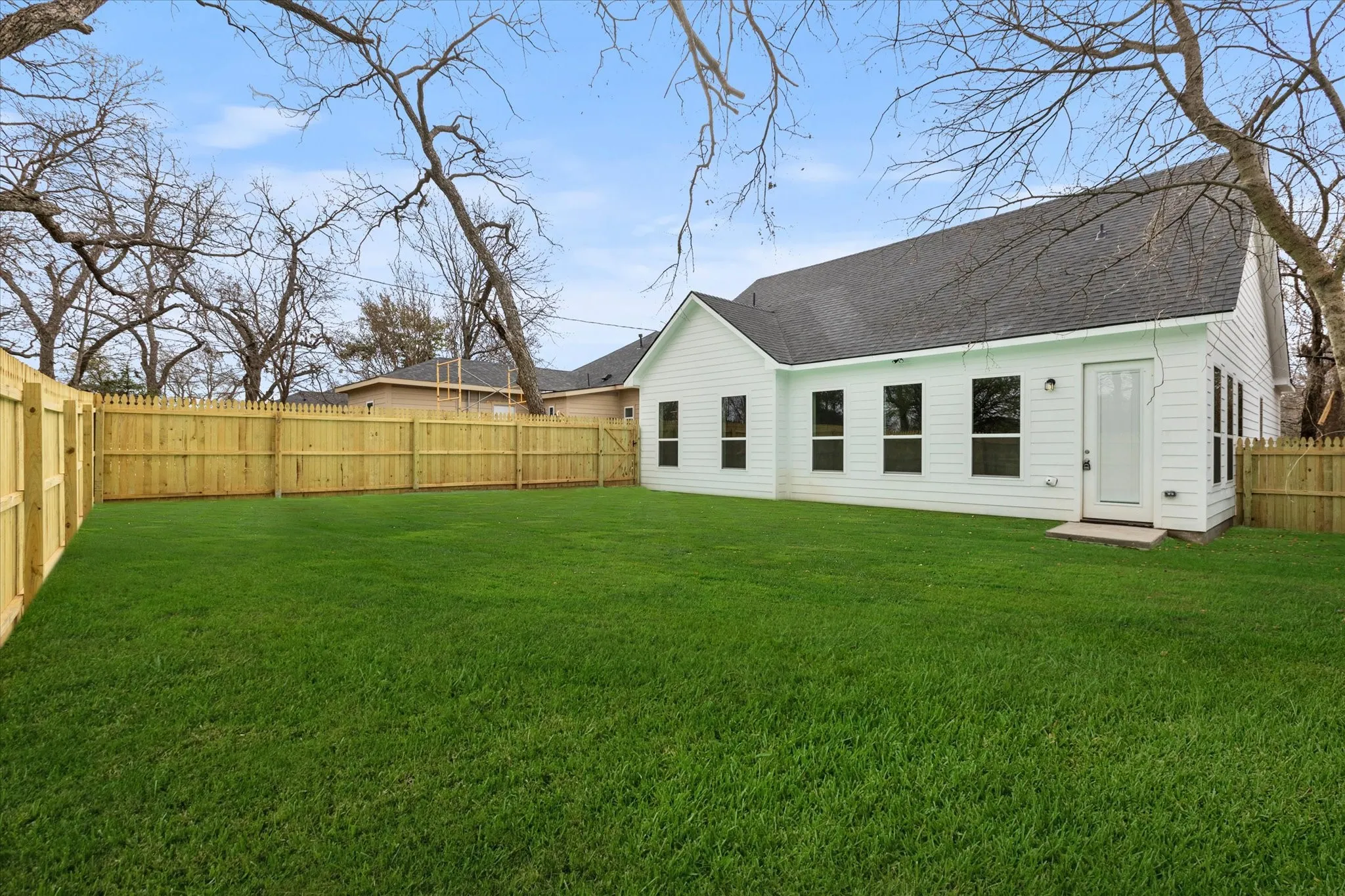 Single Family Residence For Sale in Grayson County , 919 W Day Street, Denison, Texas 75020, 3 Bedroom, 2 Bathroom, 2 Garage spaces, 1,377 Sqft, built in 2026, New Construction - Complete, mls#21105124, Real Estate Agent in Denison, Homes For Sale in Grayson county, Homes For Sale in Denison, Realtor in Denison Texas, Real Estate Brokerage Independent Realty Texas, Luminita Cordes Realtor