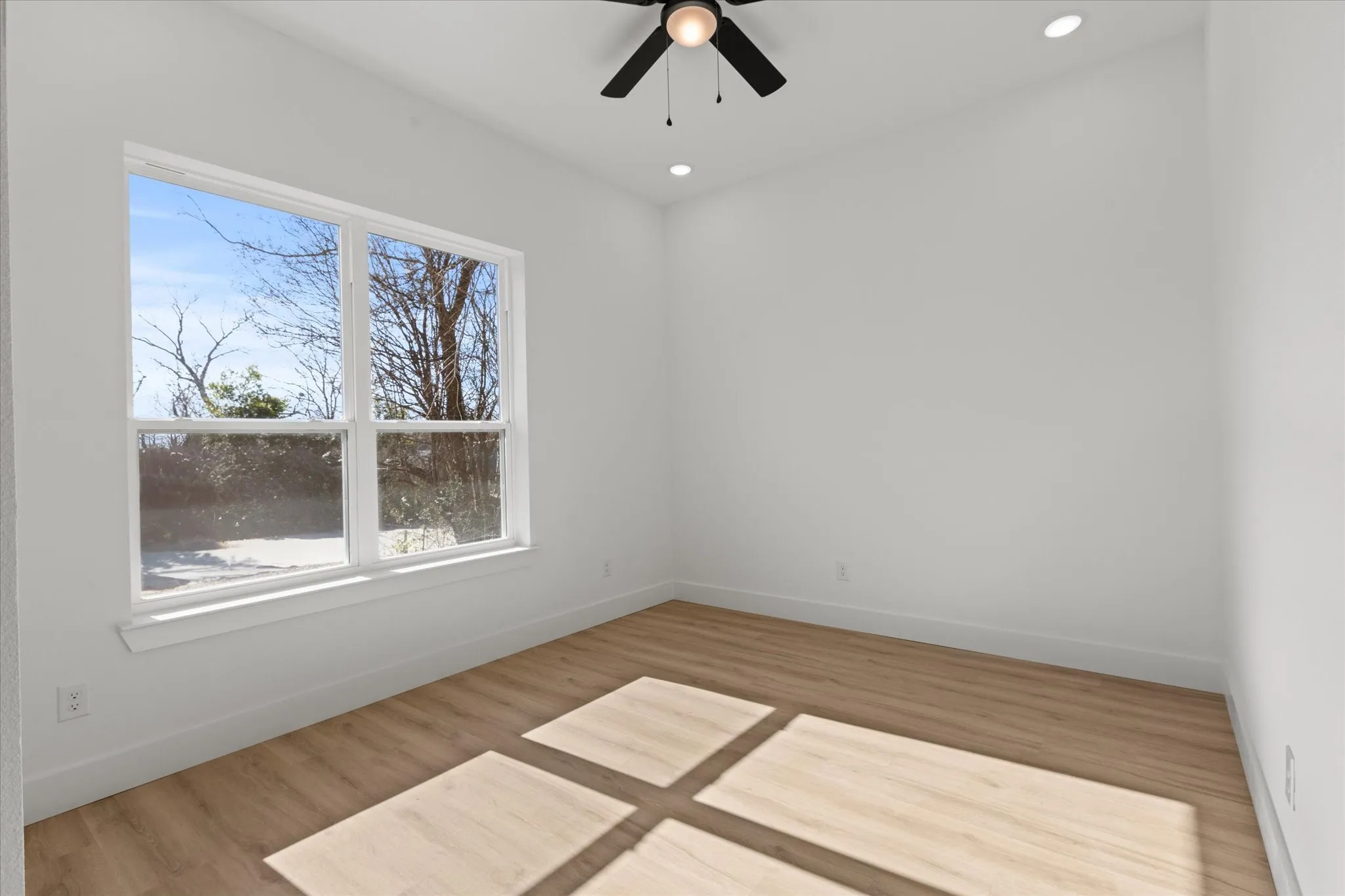 Single Family Residence For Sale in Grayson County , 919 W Day Street, Denison, Texas 75020, 3 Bedroom, 2 Bathroom, 2 Garage spaces, 1,377 Sqft, built in 2026, New Construction - Complete, mls#21105124, Real Estate Agent in Denison, Homes For Sale in Grayson county, Homes For Sale in Denison, Realtor in Denison Texas, Real Estate Brokerage Independent Realty Texas, Luminita Cordes Realtor