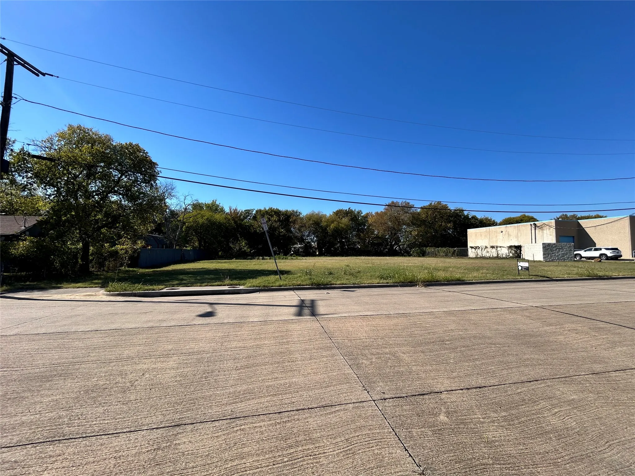 Unimproved Land For Sale in Tarrant County , 2115 Solona Street, Haltom City, Texas 76117, 0, 0, Garage spaces, 0 Sqft, built in 1987, Preowned, mls#21105675, Real Estate Agent in Haltom City, Homes For Sale in Tarrant county, Homes For Sale in Haltom City, Realtor in Haltom City Texas, Real Estate Brokerage Independent Realty Texas, Luminita Cordes Realtor