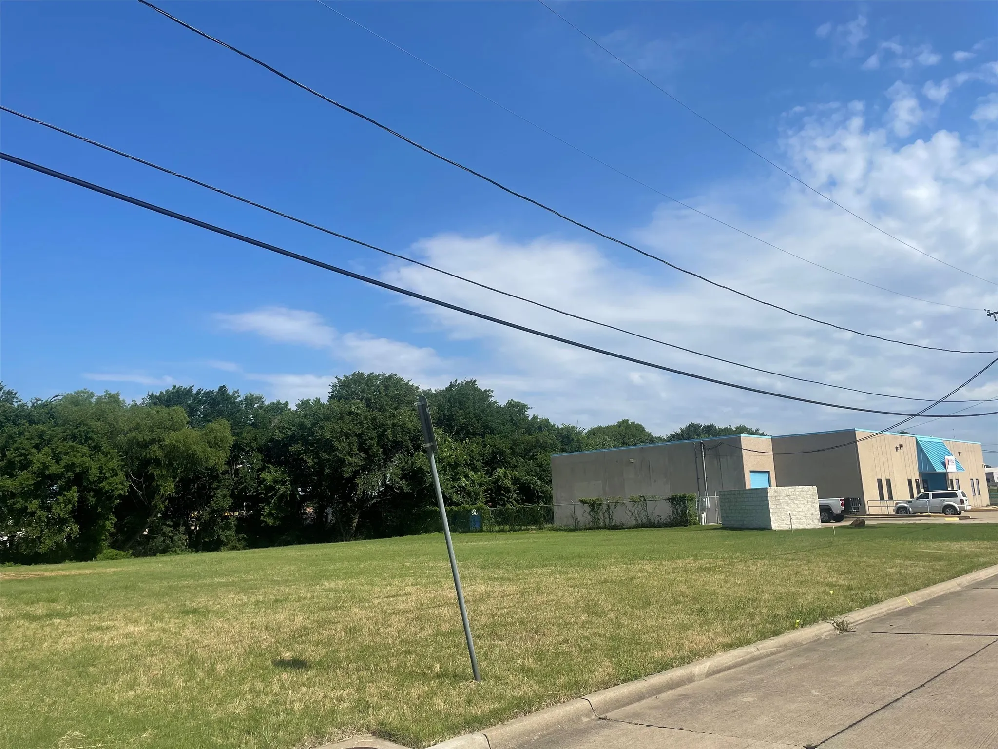 Unimproved Land For Sale in Tarrant County , 2115 Solona Street, Haltom City, Texas 76117, 0, 0, Garage spaces, 0 Sqft, built in 1987, Preowned, mls#21105675, Real Estate Agent in Haltom City, Homes For Sale in Tarrant county, Homes For Sale in Haltom City, Realtor in Haltom City Texas, Real Estate Brokerage Independent Realty Texas, Luminita Cordes Realtor