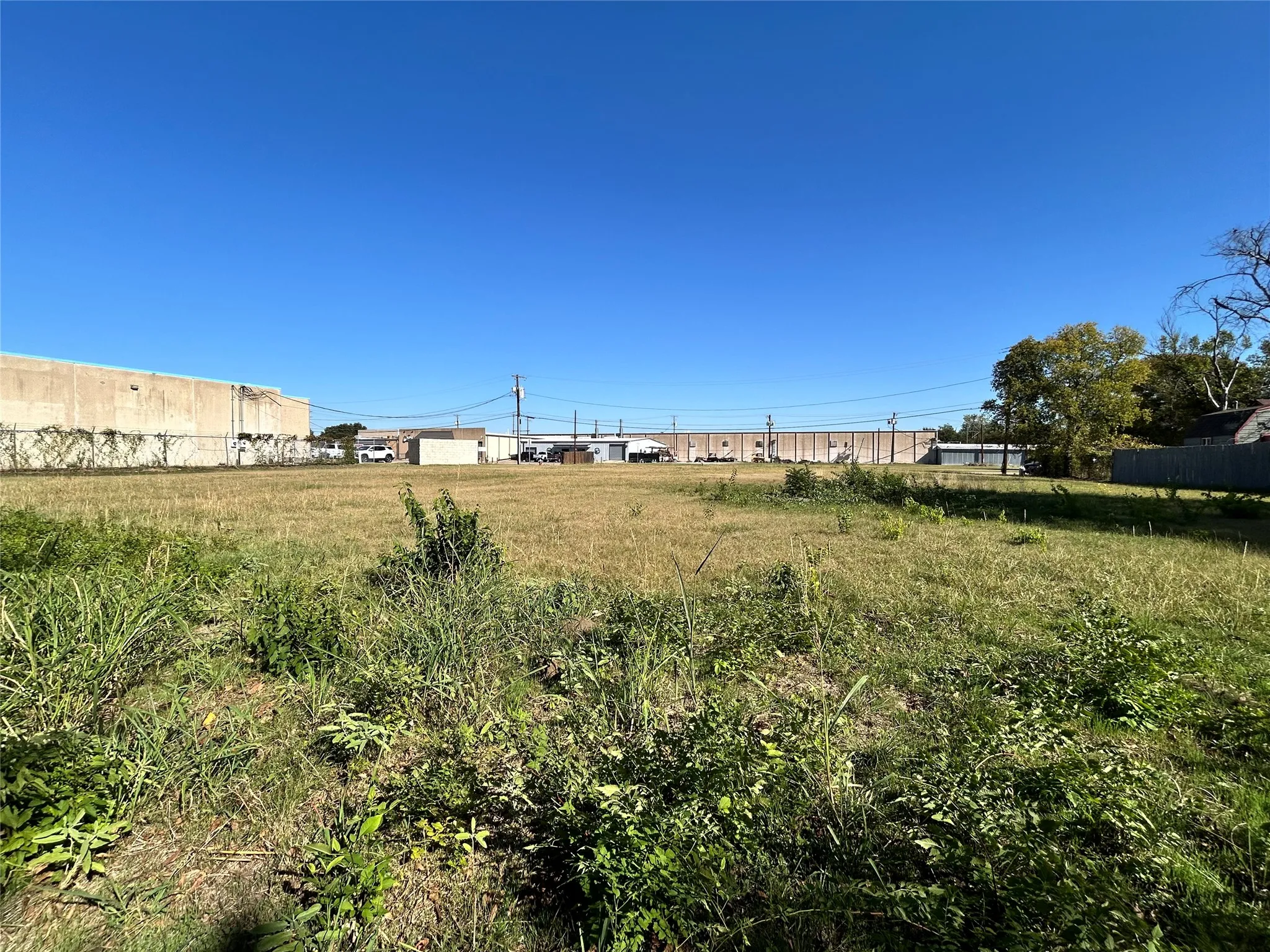 Unimproved Land For Sale in Tarrant County , 2115 Solona Street, Haltom City, Texas 76117, 0, 0, Garage spaces, 0 Sqft, built in 1987, Preowned, mls#21105675, Real Estate Agent in Haltom City, Homes For Sale in Tarrant county, Homes For Sale in Haltom City, Realtor in Haltom City Texas, Real Estate Brokerage Independent Realty Texas, Luminita Cordes Realtor