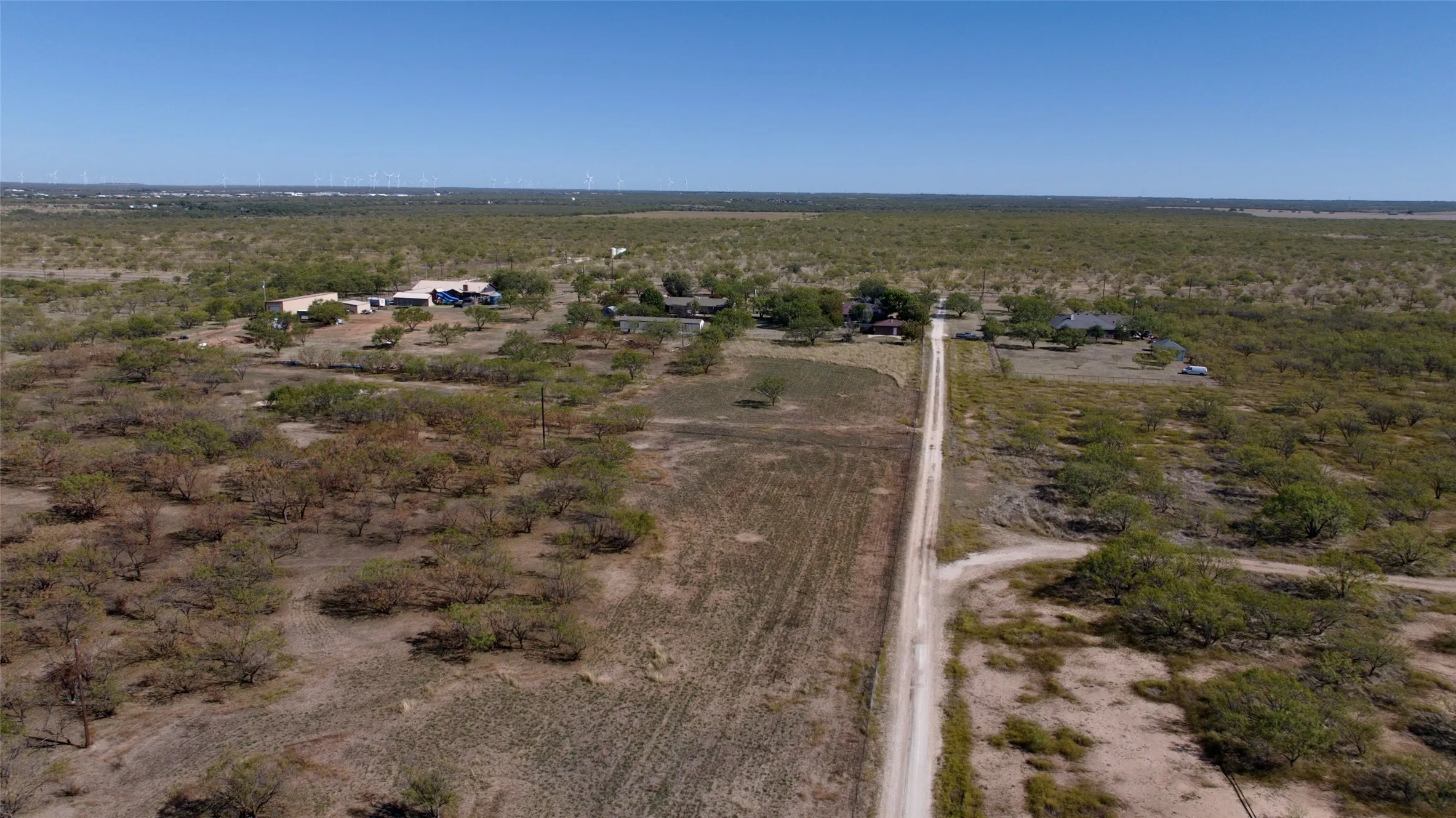 Single Family Residence For Sale in Taylor County , 448 Elmdale Road S, Abilene, Texas 79602, 3 Bedroom, 2 Bathroom, 4 Garage spaces, 2,782 Sqft, built in 1980, Preowned, mls#21105709, Real Estate Agent in Abilene, Homes For Sale in Taylor county, Homes For Sale in Abilene, Realtor in Abilene Texas, Real Estate Brokerage Independent Realty Texas, Luminita Cordes Realtor