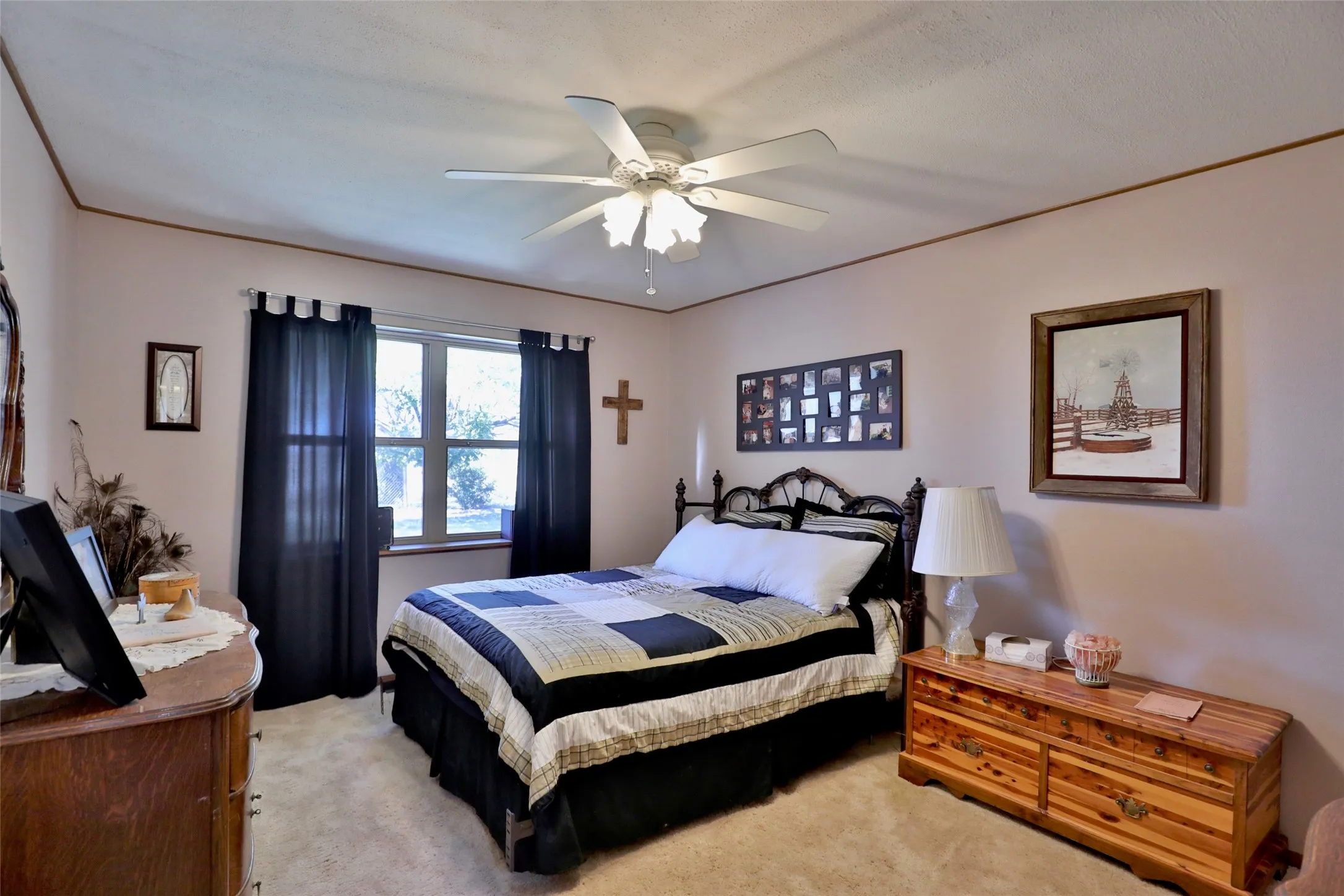 Guest Room 1