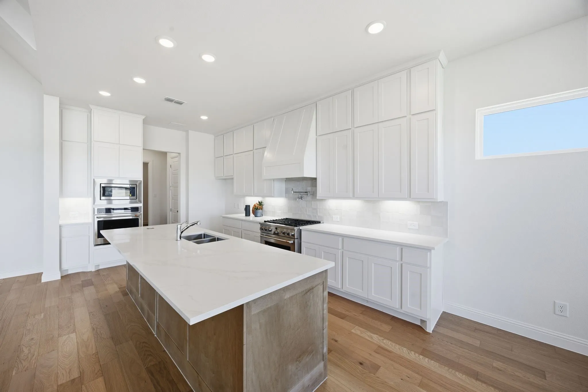 Single Family Residence For Sale in Collin County , 2732 Dunnet Drive, Celina, Texas 75009, 4 Bedroom, 3 Bathroom, 3 Garage spaces, 3,001 Sqft, built in 2025, New Construction - Complete, mls#21105958, Real Estate Agent in Celina, Homes For Sale in Collin county, Homes For Sale in Celina, Realtor in Celina Texas, Real Estate Brokerage Independent Realty Texas, Luminita Cordes Realtor