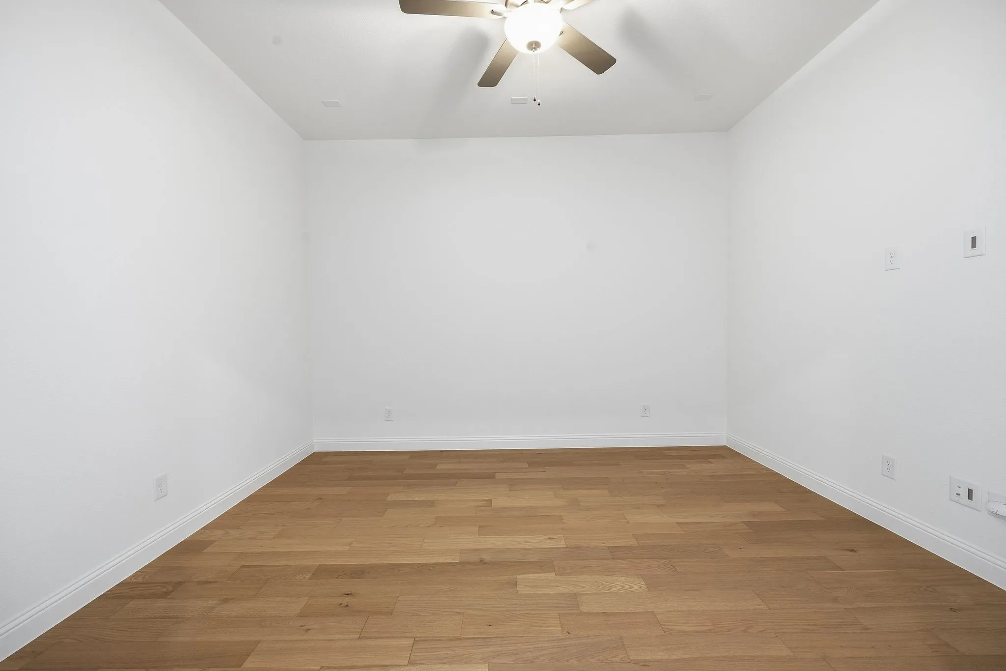 Single Family Residence For Sale in Collin County , 2732 Dunnet Drive, Celina, Texas 75009, 4 Bedroom, 3 Bathroom, 3 Garage spaces, 3,001 Sqft, built in 2025, New Construction - Complete, mls#21105958, Real Estate Agent in Celina, Homes For Sale in Collin county, Homes For Sale in Celina, Realtor in Celina Texas, Real Estate Brokerage Independent Realty Texas, Luminita Cordes Realtor
