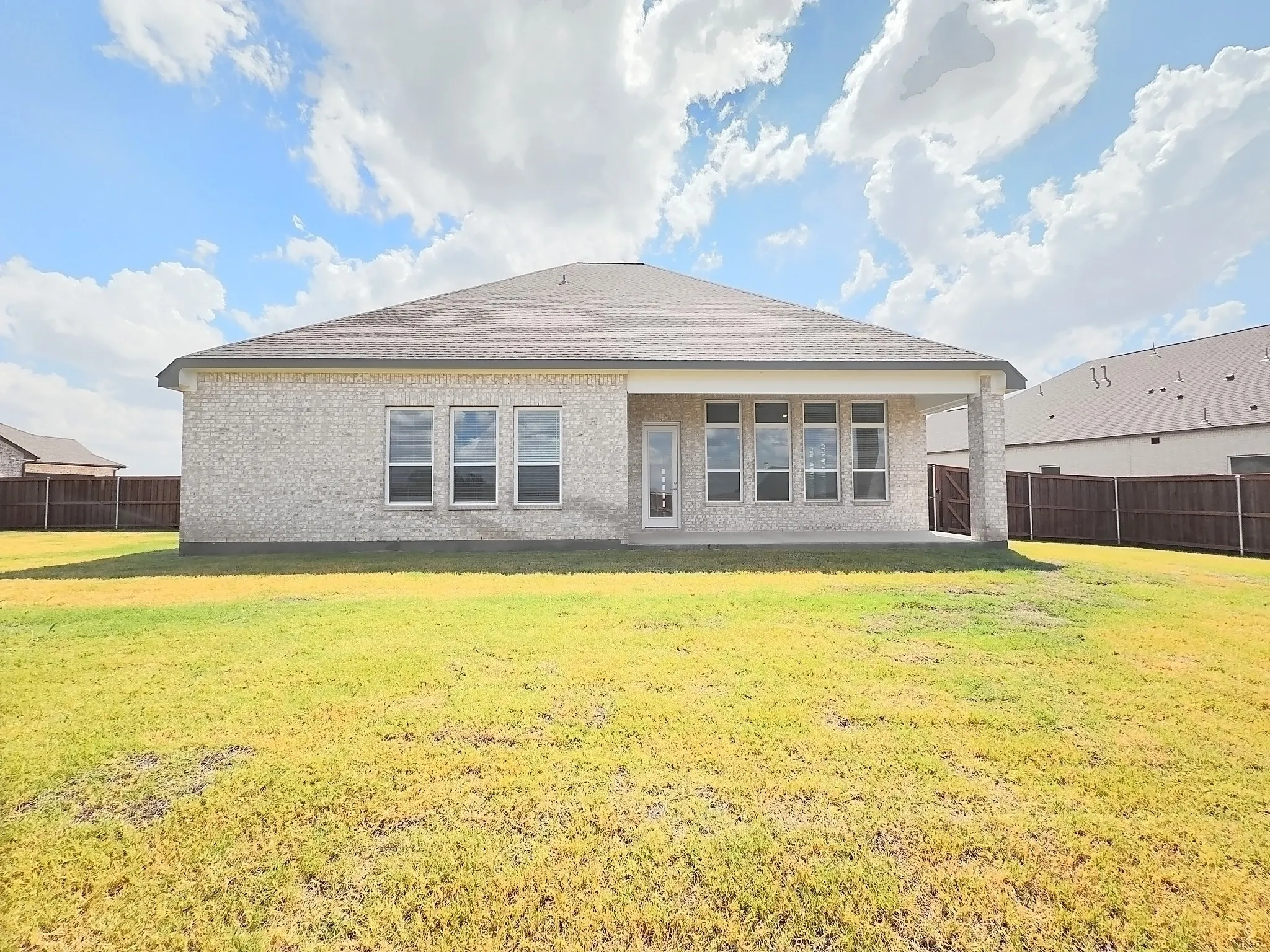 Single Family Residence For Sale in Kaufman County , 9840 Chesney Drive, Mesquite, Texas 75126, 4 Bedroom, 3 Bathroom, 2 Garage spaces, 2,610 Sqft, built in 2026, New Construction - Complete, mls#21106022, Real Estate Agent in Mesquite, Homes For Sale in Kaufman county, Homes For Sale in Mesquite, Realtor in Mesquite Texas, Real Estate Brokerage Independent Realty Texas, Luminita Cordes Realtor