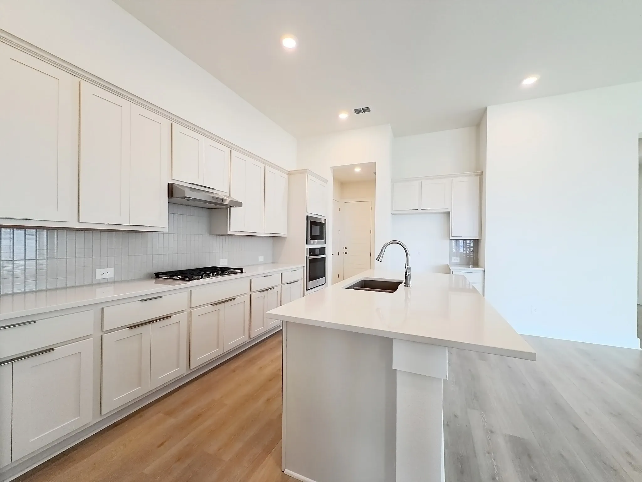 Single Family Residence For Sale in Kaufman County , 9840 Chesney Drive, Mesquite, Texas 75126, 4 Bedroom, 3 Bathroom, 2 Garage spaces, 2,610 Sqft, built in 2026, New Construction - Complete, mls#21106022, Real Estate Agent in Mesquite, Homes For Sale in Kaufman county, Homes For Sale in Mesquite, Realtor in Mesquite Texas, Real Estate Brokerage Independent Realty Texas, Luminita Cordes Realtor