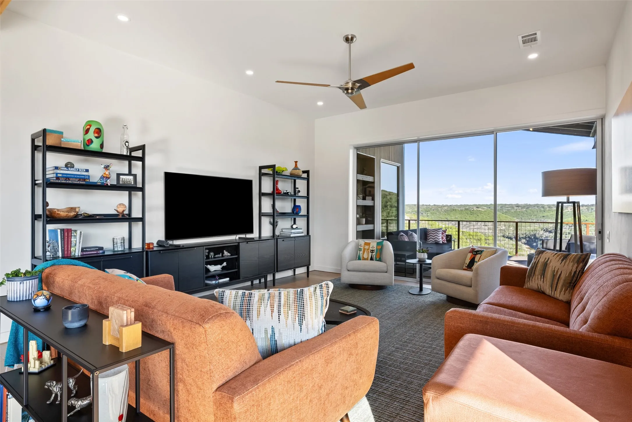 Single Family Residence For Sale in Burnet County , 2037 Wolf Creek Ranch Road, Burnet, Texas 78611, 2 Bedroom, 2 Bathroom, Garage spaces, 2,250 Sqft, built in 2024, Preowned, Price $1,590,000, mls#21106080, Real Estate Agent in Burnet, Homes For Sale in Burnet county, Homes For Sale in Burnet, Realtor in Burnet Texas, Real Estate Brokerage Independent Realty Texas, Luminita Cordes Realtor