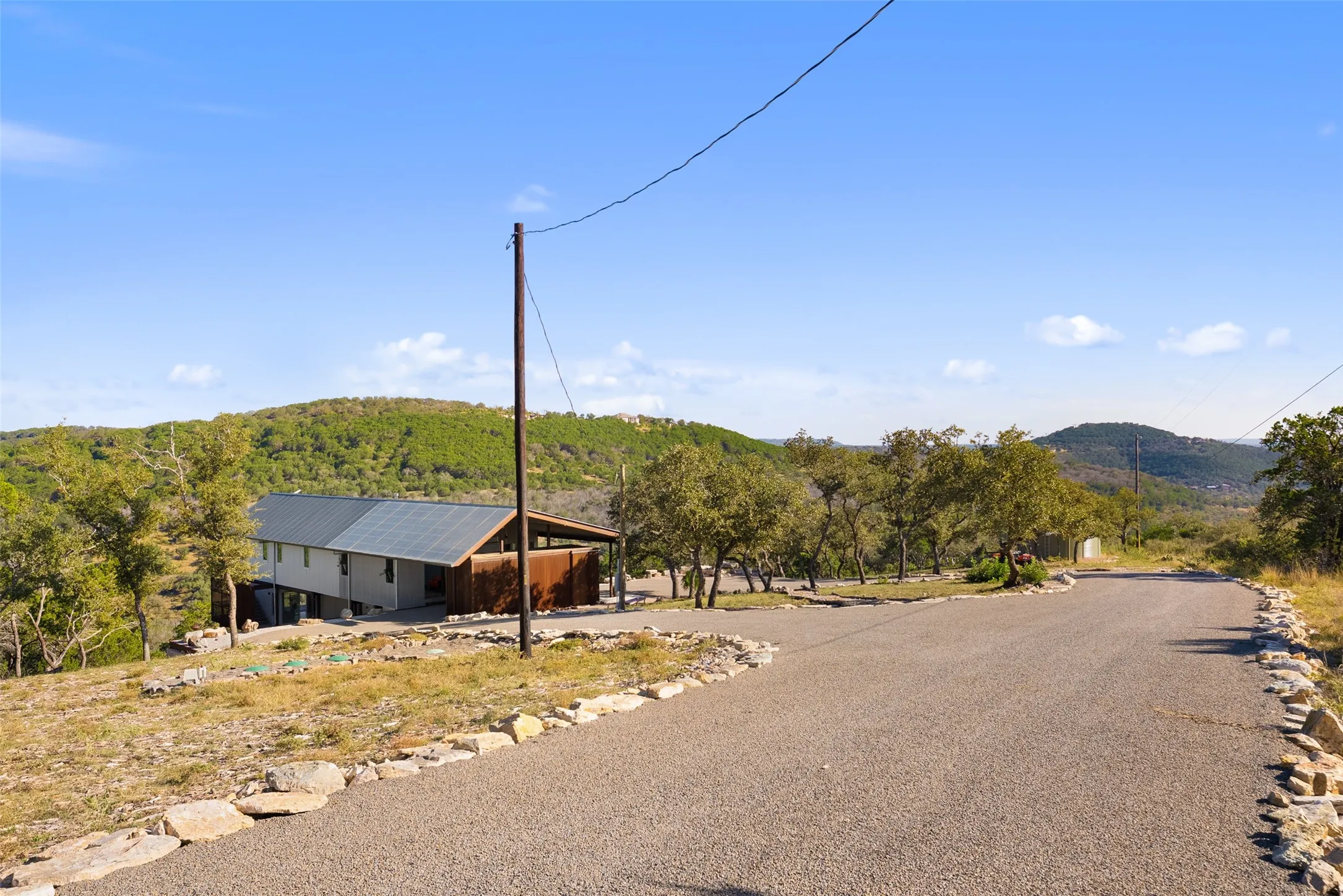Single Family Residence For Sale in Burnet County , 2037 Wolf Creek Ranch Road, Burnet, Texas 78611, 2 Bedroom, 2 Bathroom, Garage spaces, 2,250 Sqft, built in 2024, Preowned, Price $1,590,000, mls#21106080, Real Estate Agent in Burnet, Homes For Sale in Burnet county, Homes For Sale in Burnet, Realtor in Burnet Texas, Real Estate Brokerage Independent Realty Texas, Luminita Cordes Realtor