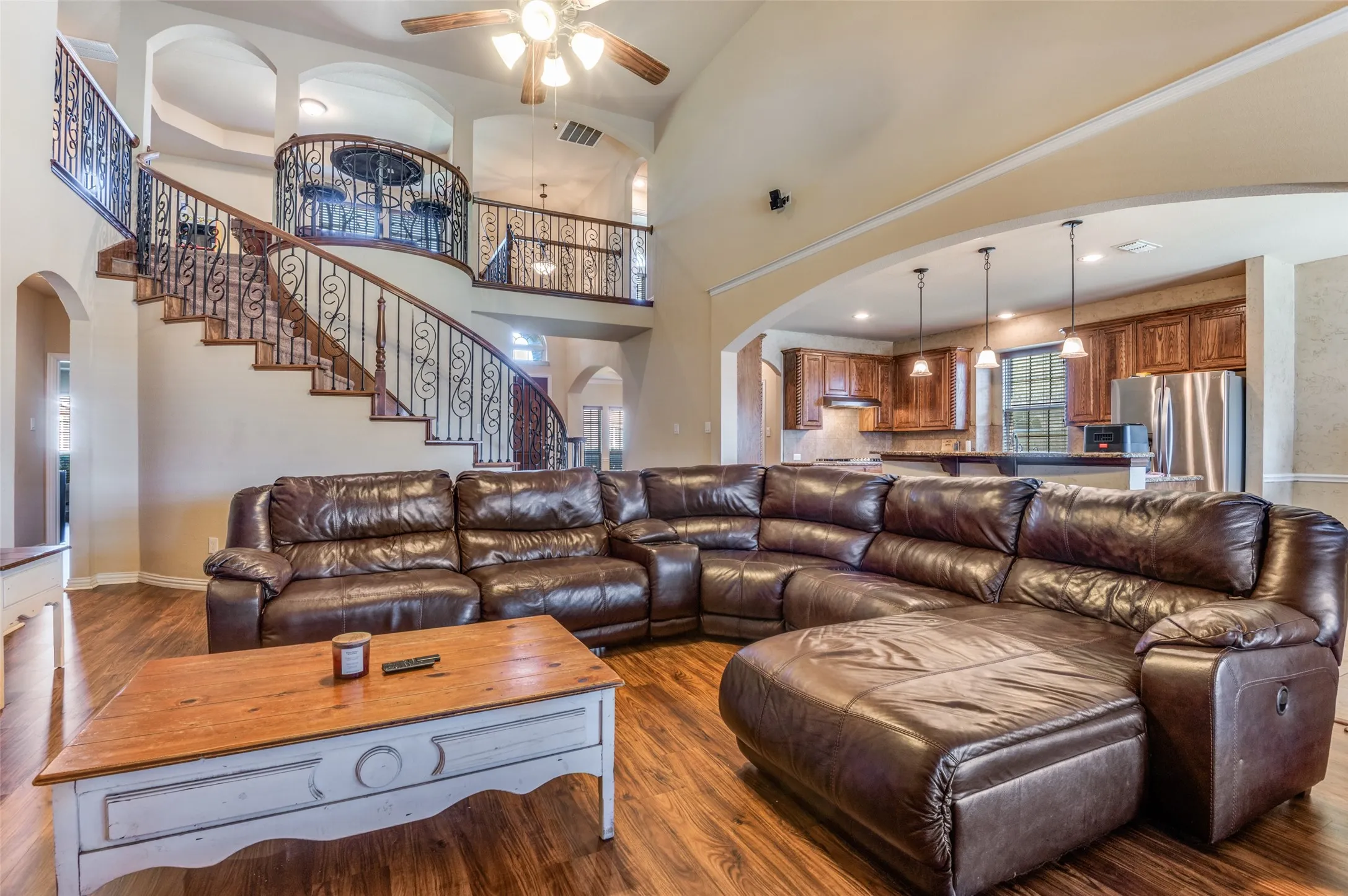 Single Family Residence For Sale in Dallas County , 1512 Ruffian Road, De Soto, Texas 75115, 4 Bedroom, 4 Bathroom, 3 Garage spaces, 3,389 Sqft, built in 2015, mls#21100753, Real Estate Agent in De Soto, Homes For Sale in Dallas county, Homes For Sale in De Soto, Realtor in De Soto Texas, Real Estate Brokerage Independent Realty Texas, Luminita Cordes Realtor