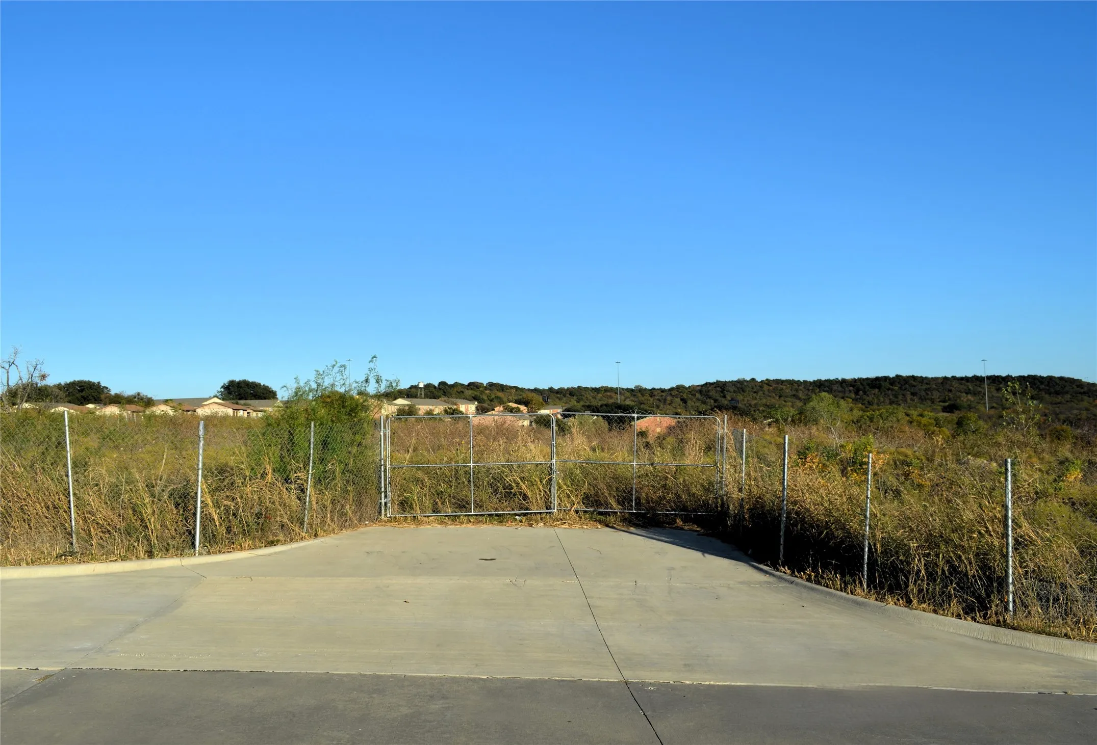 Unimproved Land For Sale in Dallas County , 6151 Sportsmans Parkway, Dallas, Texas 75211, 0, 0, Garage spaces, 0 Sqft, built in 0, Price $37,000, mls#21106129, Real Estate Agent in Dallas, Homes For Sale in Dallas county, Homes For Sale in Dallas, Realtor in Dallas Texas, Real Estate Brokerage Independent Realty Texas, Luminita Cordes Realtor
