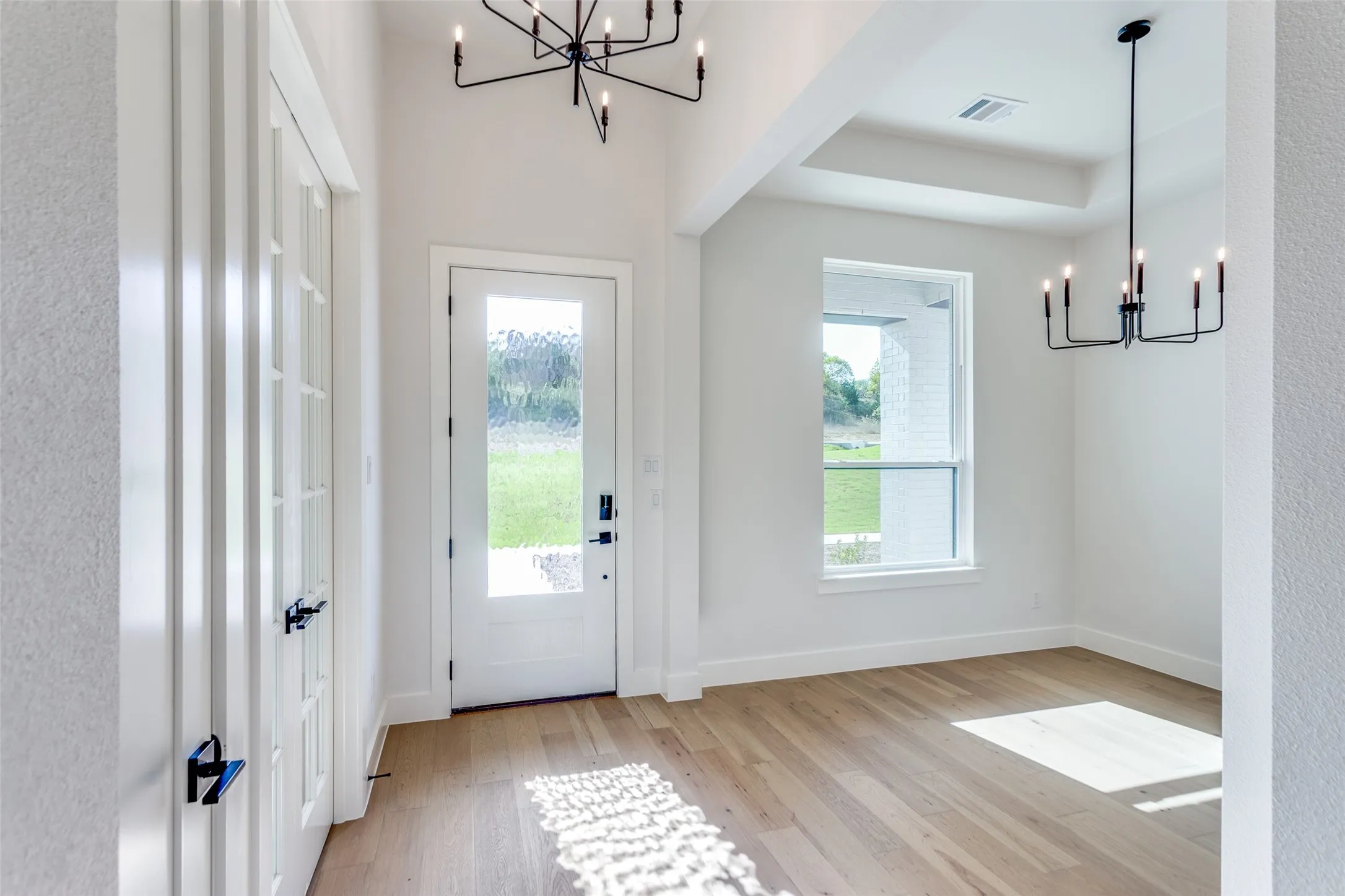 Single Family Residence For Sale in Parker County , 505 Aermotor Loop, Weatherford, Texas 76085, 4 Bedrooms, 4 Bathrooms, 2 Garage spaces, 2,694 Sqft, built in 2025, New Construction - Incomplete, Price $627,800, mls#21106121, Real Estate Agent in Weatherford, Homes For Sale in Parker county, Homes For Sale in Weatherford, Realtor in Weatherford Texas, Real Estate Brokerage Independent Realty Texas, Luminita Cordes Realtor