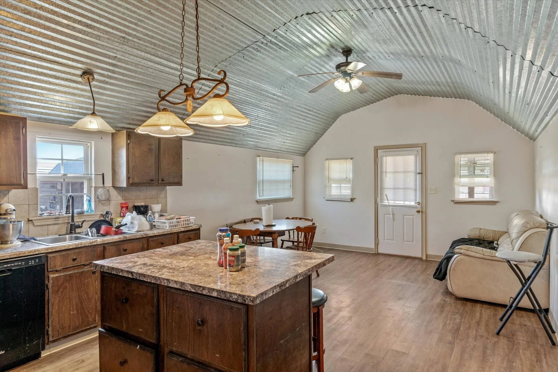 Improved Land For Sale in Van Zandt County , 622 VZ County Road 3424, Wills Point, Texas 75169, 0, 0, Garage spaces, 0 Sqft, built in 2014, Price $340,000, mls#21106220, Real Estate Agent in Wills Point, Homes For Sale in Van Zandt county, Homes For Sale in Wills Point, Realtor in Wills Point Texas, Real Estate Brokerage Independent Realty Texas, Luminita Cordes Realtor